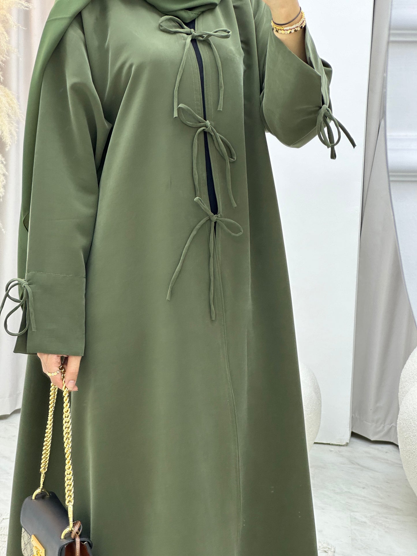 C 0117-02 Olive Bow Abaya