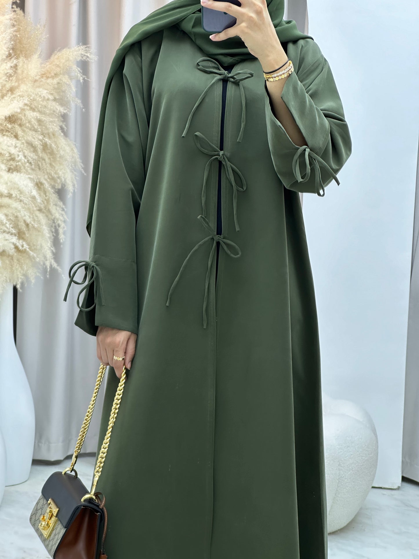 C 0117-02 Olive Bow Abaya