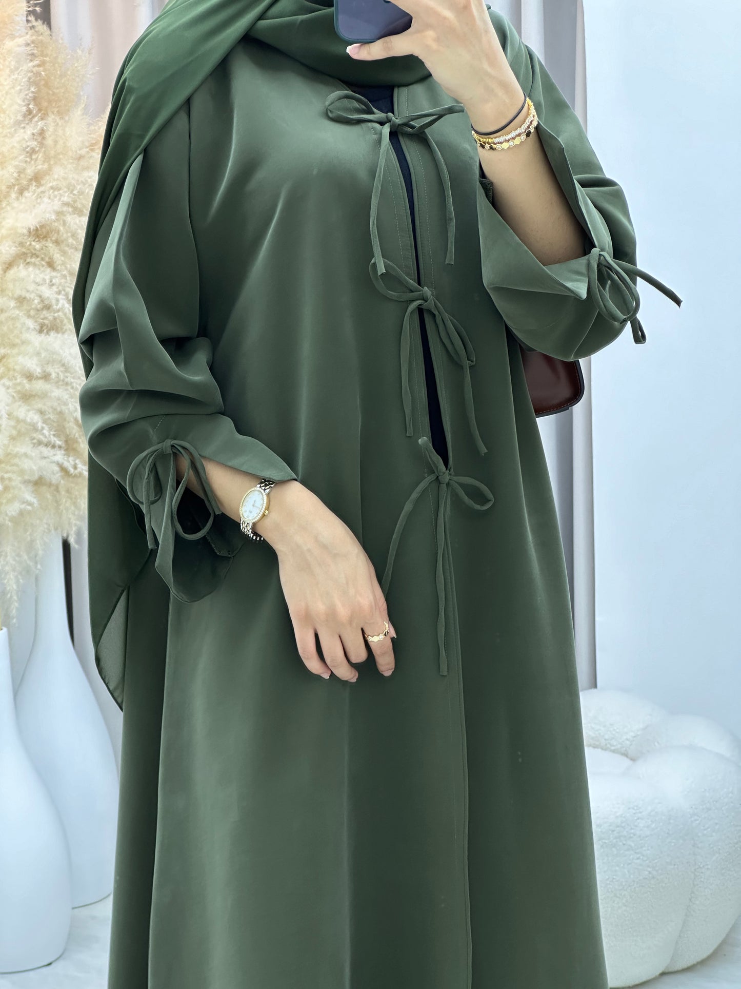 C 0117-02 Olive Bow Abaya