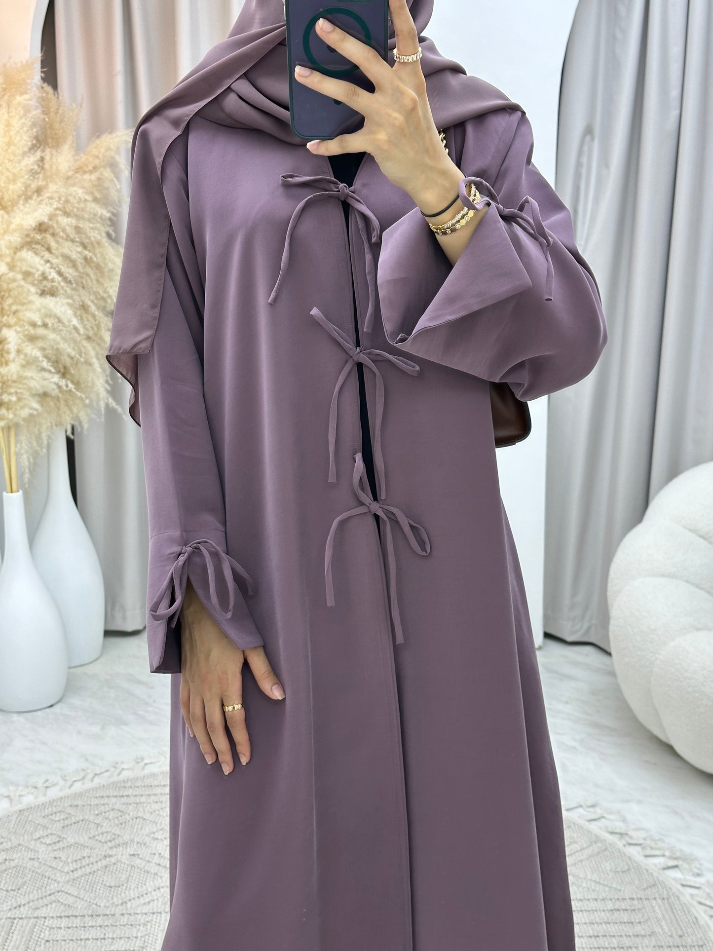 C 0117-03 Purple Bow Abaya