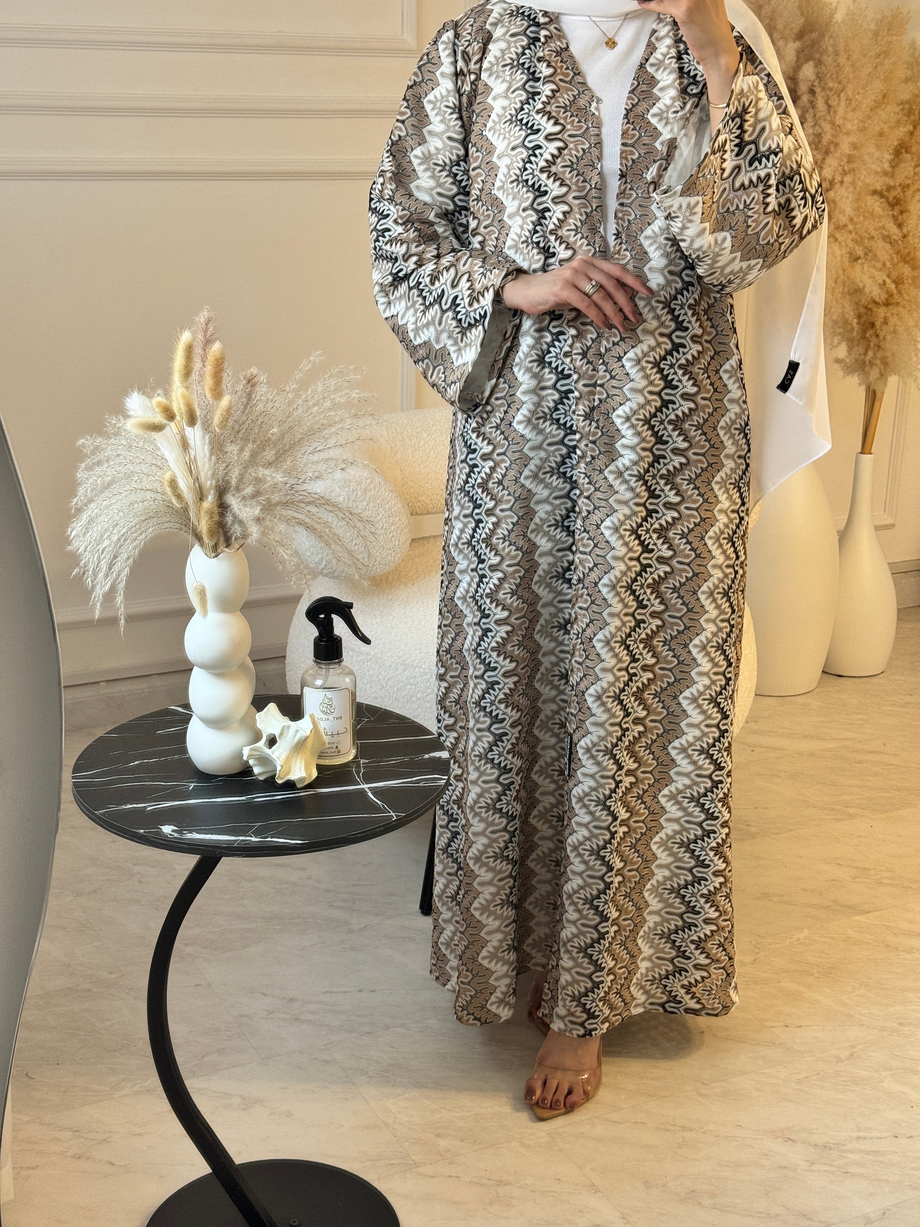 C 1225 Taupe Wave Abaya