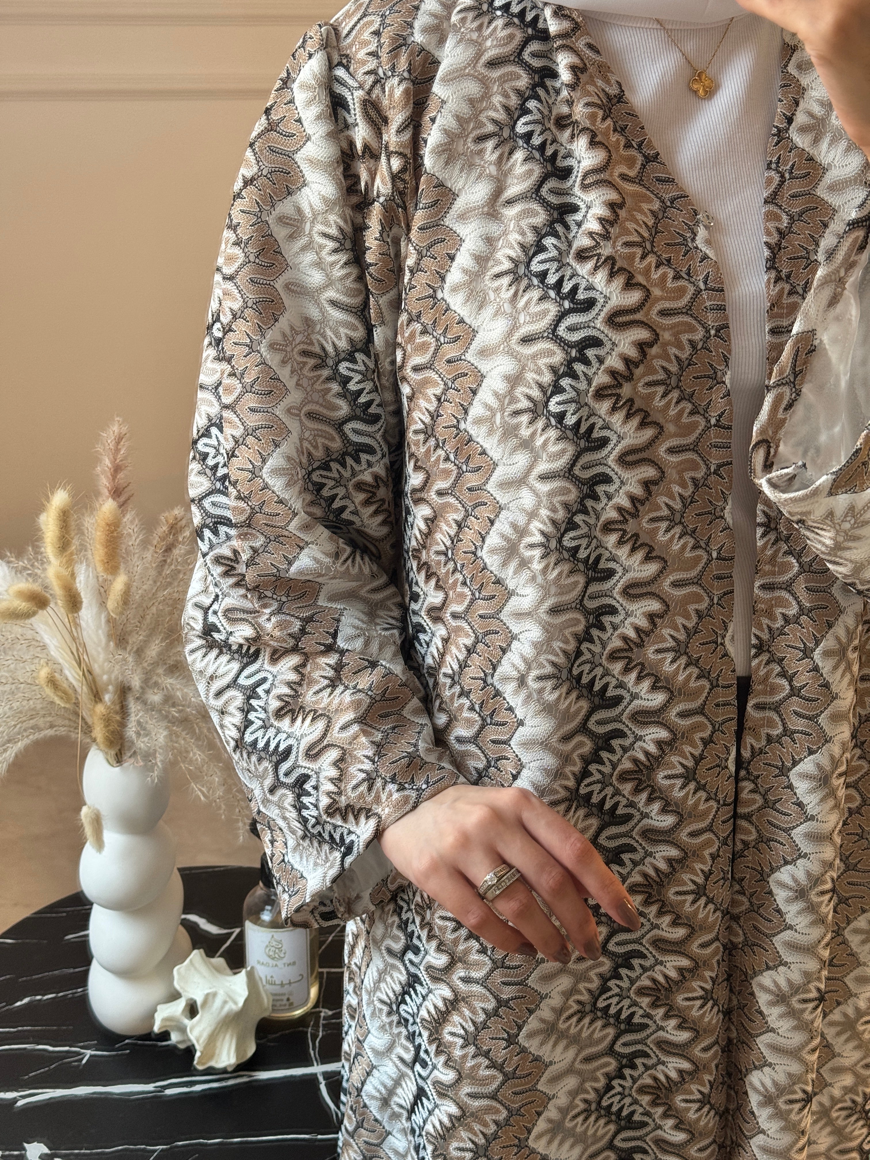 C 1225 Taupe Wave Abaya