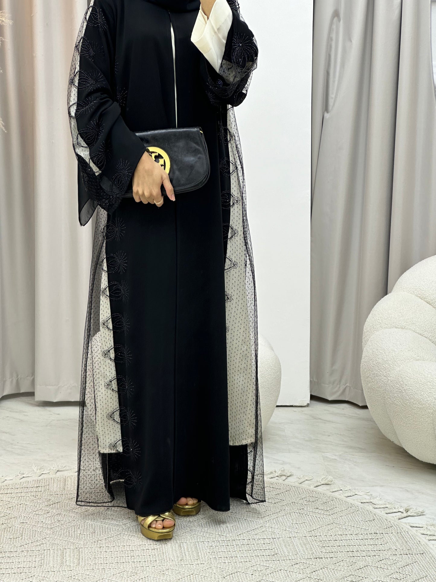 C 0122 Black Nada Abaya