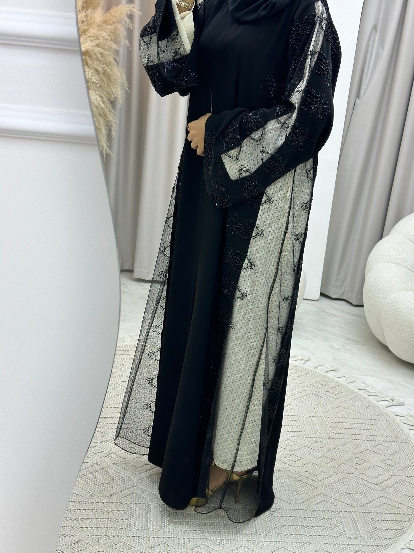 C 0122 Black Nada Abaya