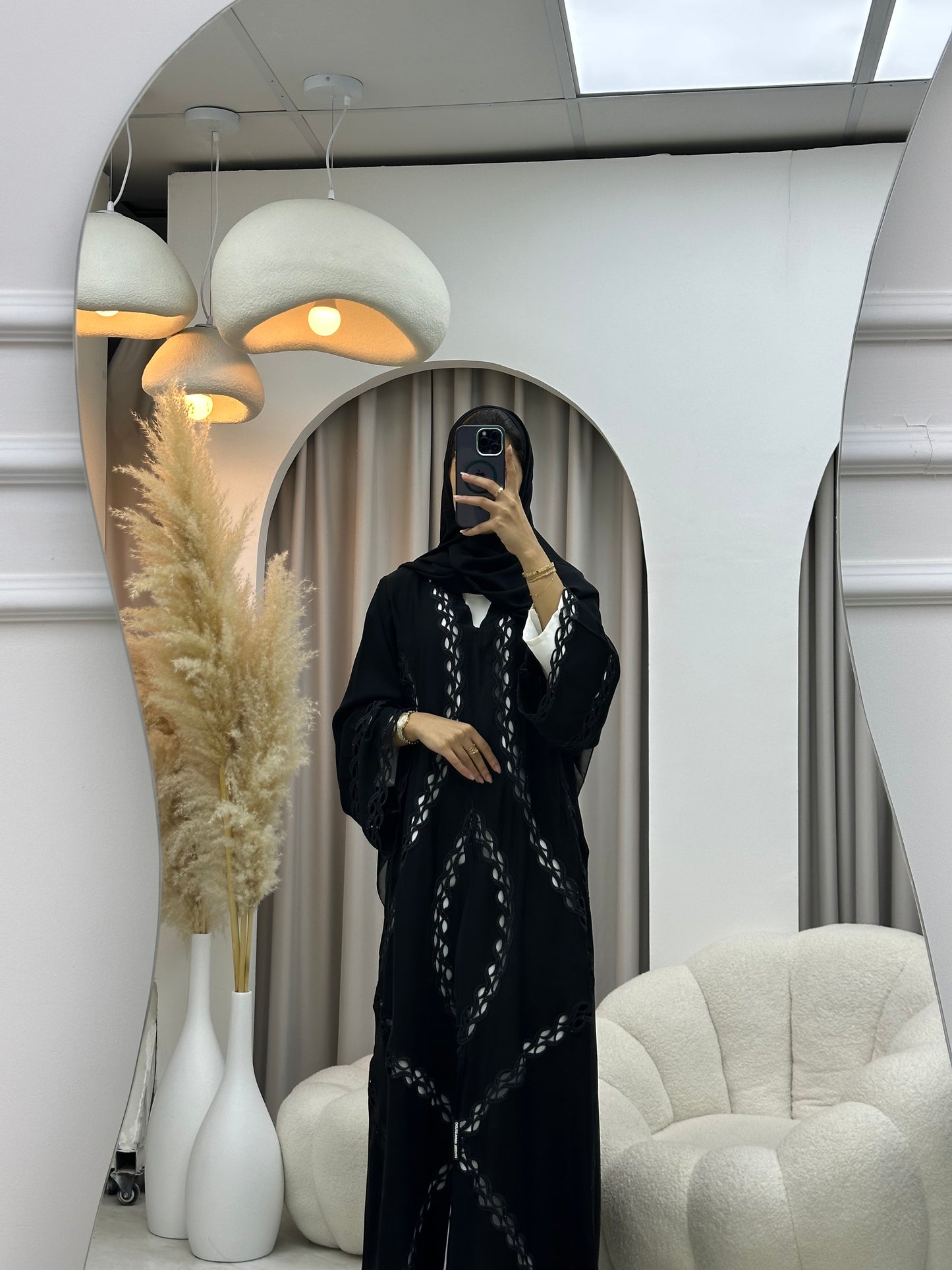 C 0541 Black Classic Lace Abaya