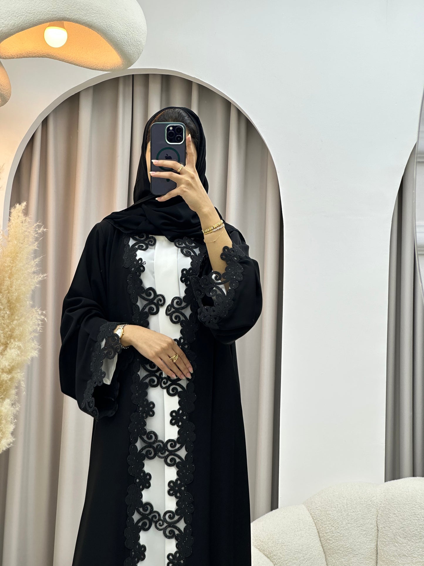 C 0542 Black Classic Lace Abaya