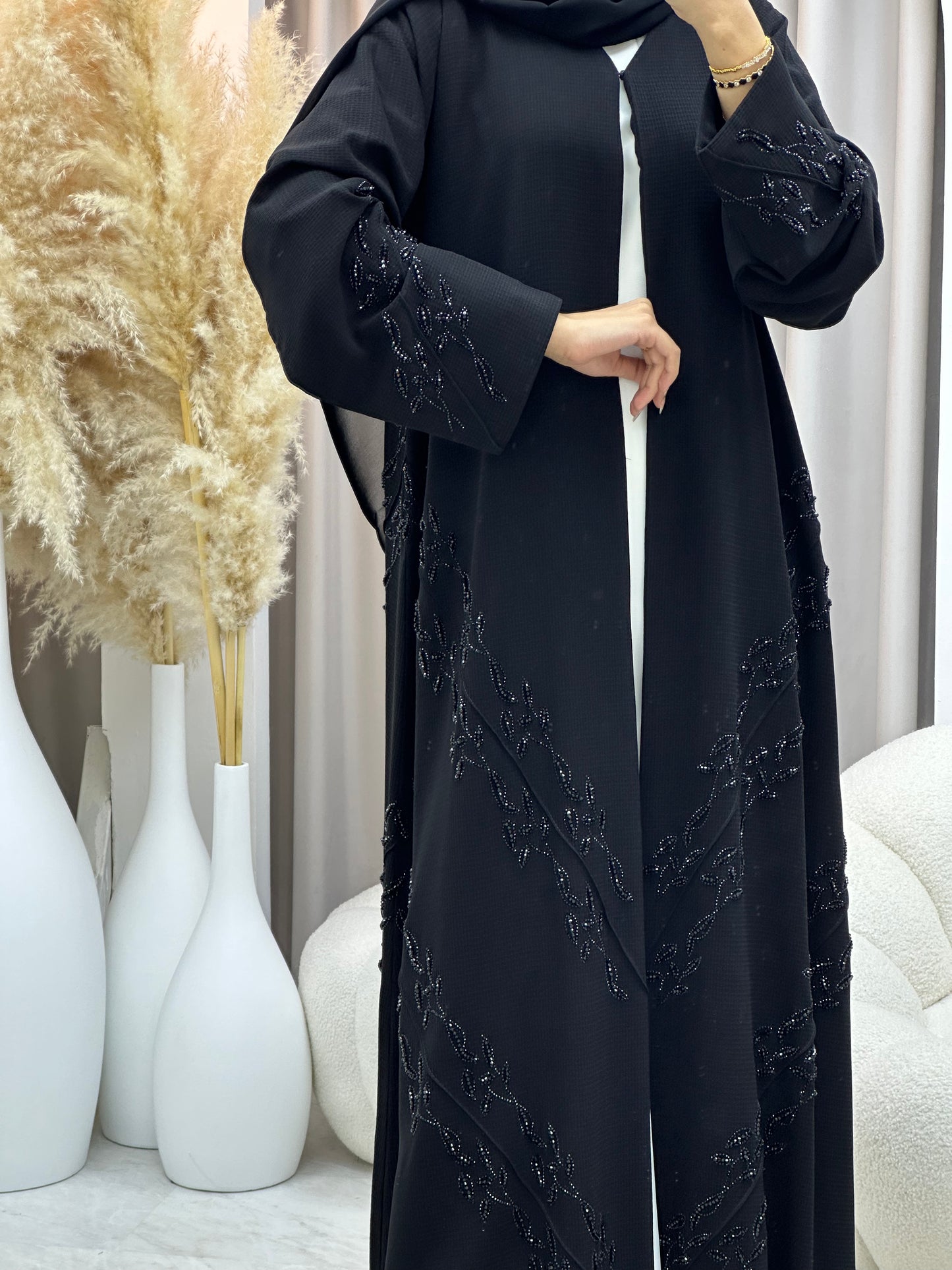 C 0550 Black Classic Lace Abaya