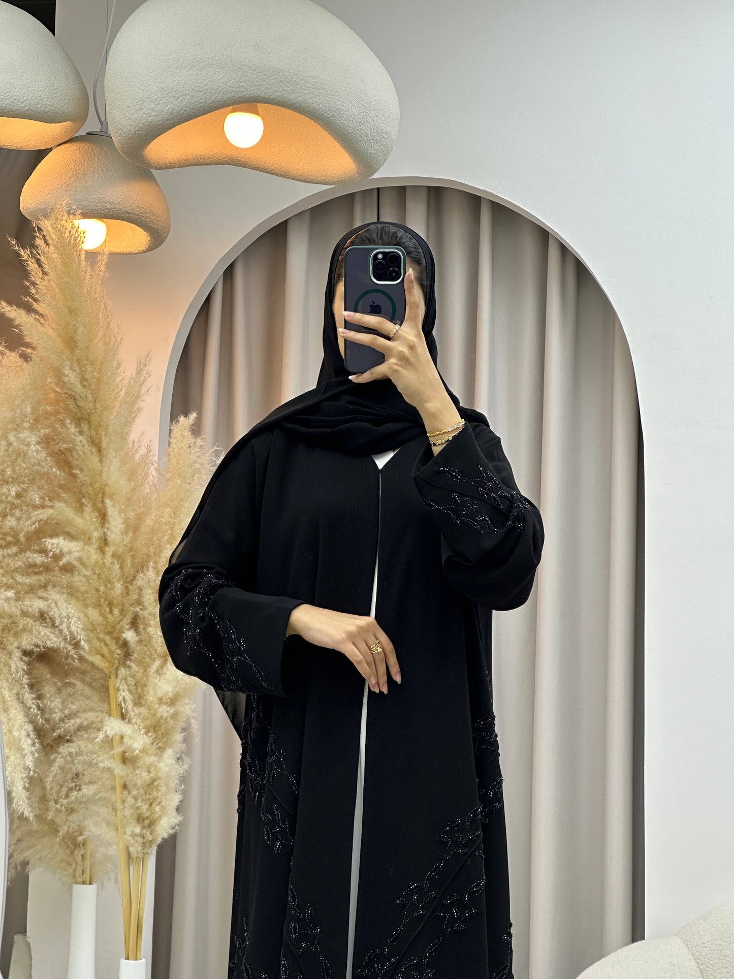 C 0550 Black Classic Lace Abaya