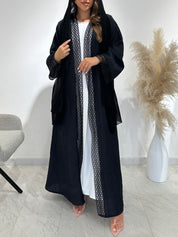 عباية مطبوعة بنقشة زنبق أسود C 1254