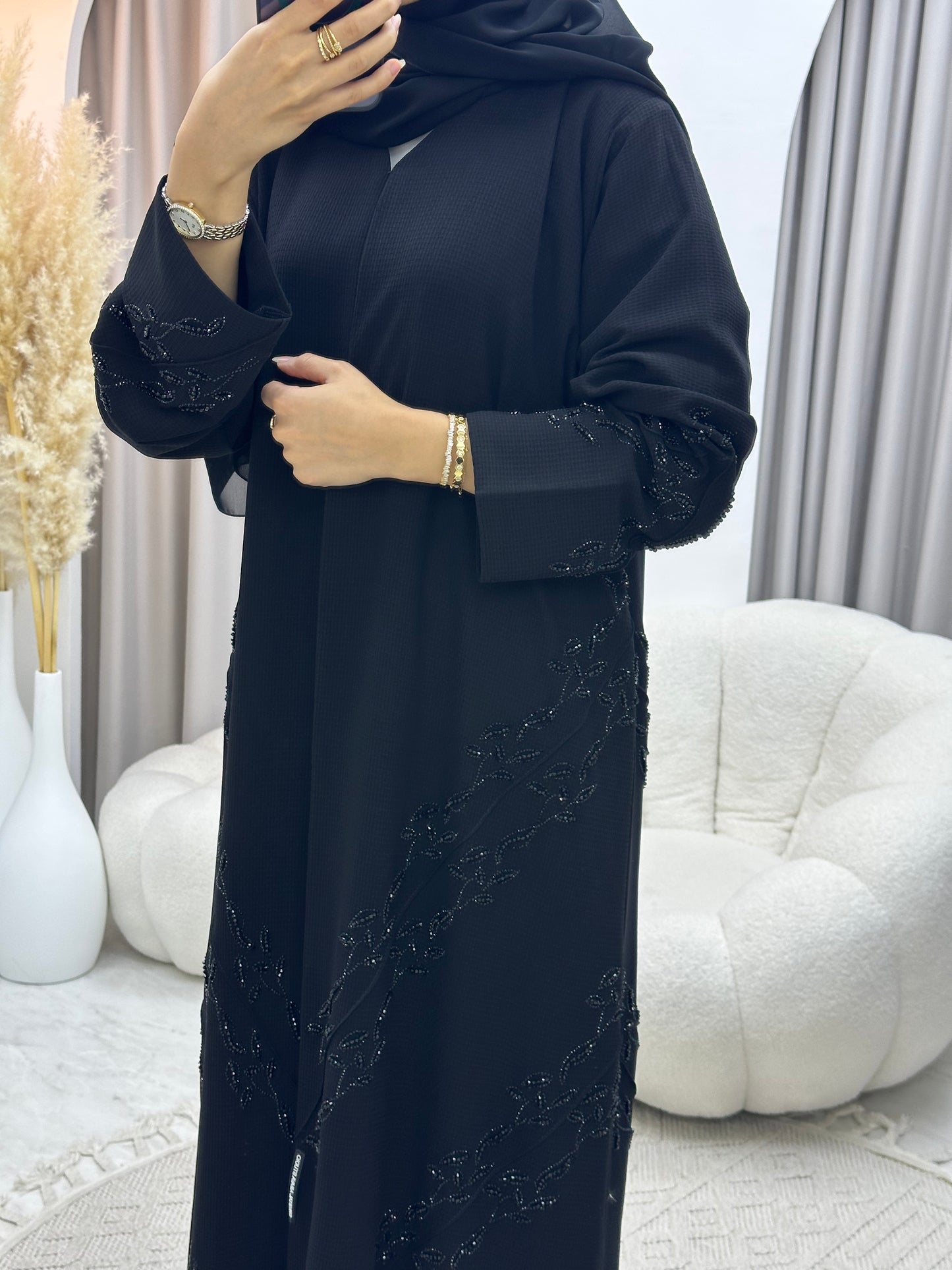 C 0550 Black Classic Lace Abaya