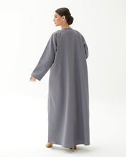 عباية مطبوعة بنقشة زنبق أسود C 1254