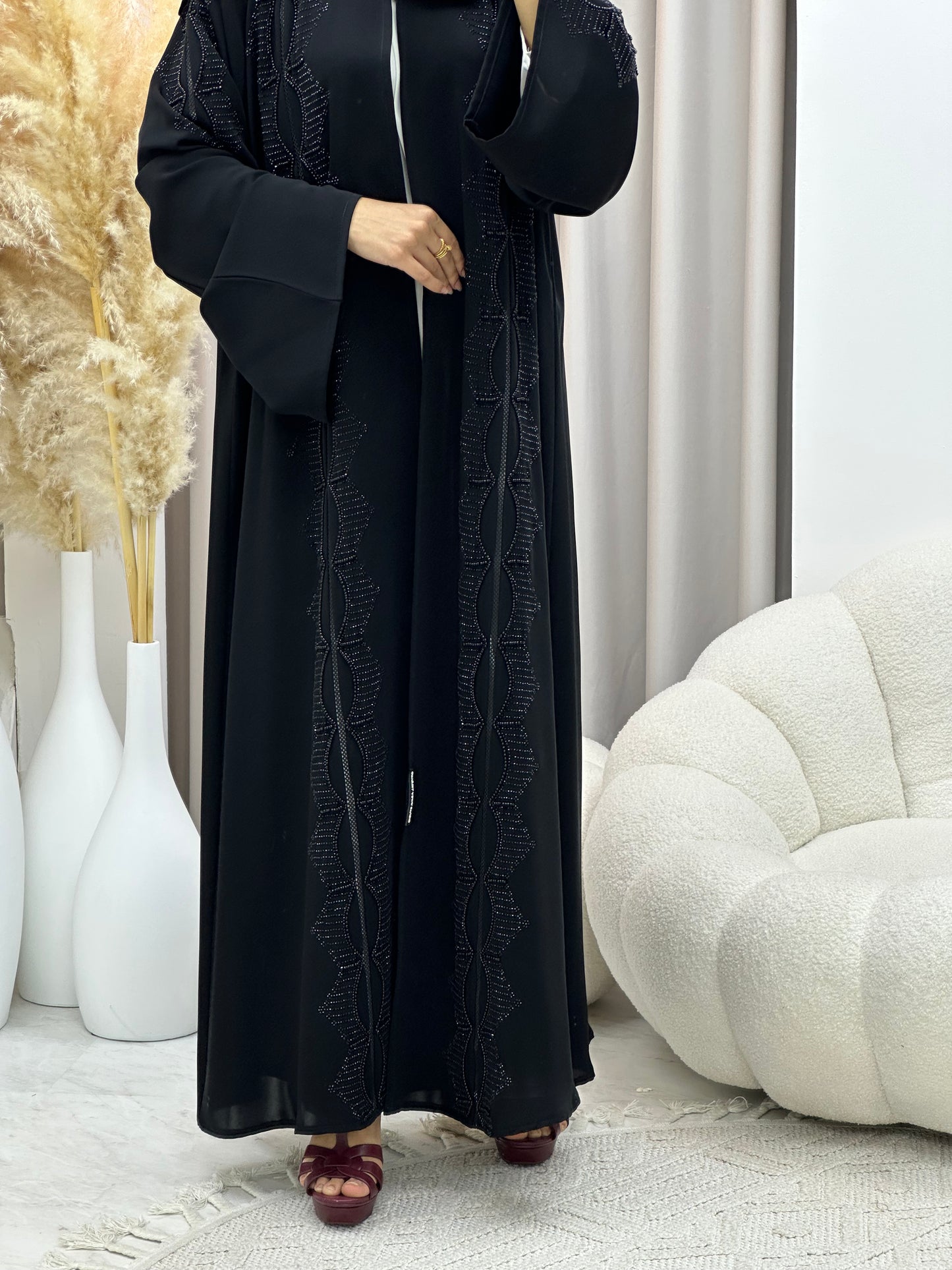 C 0544 Black Classic Lace Abaya