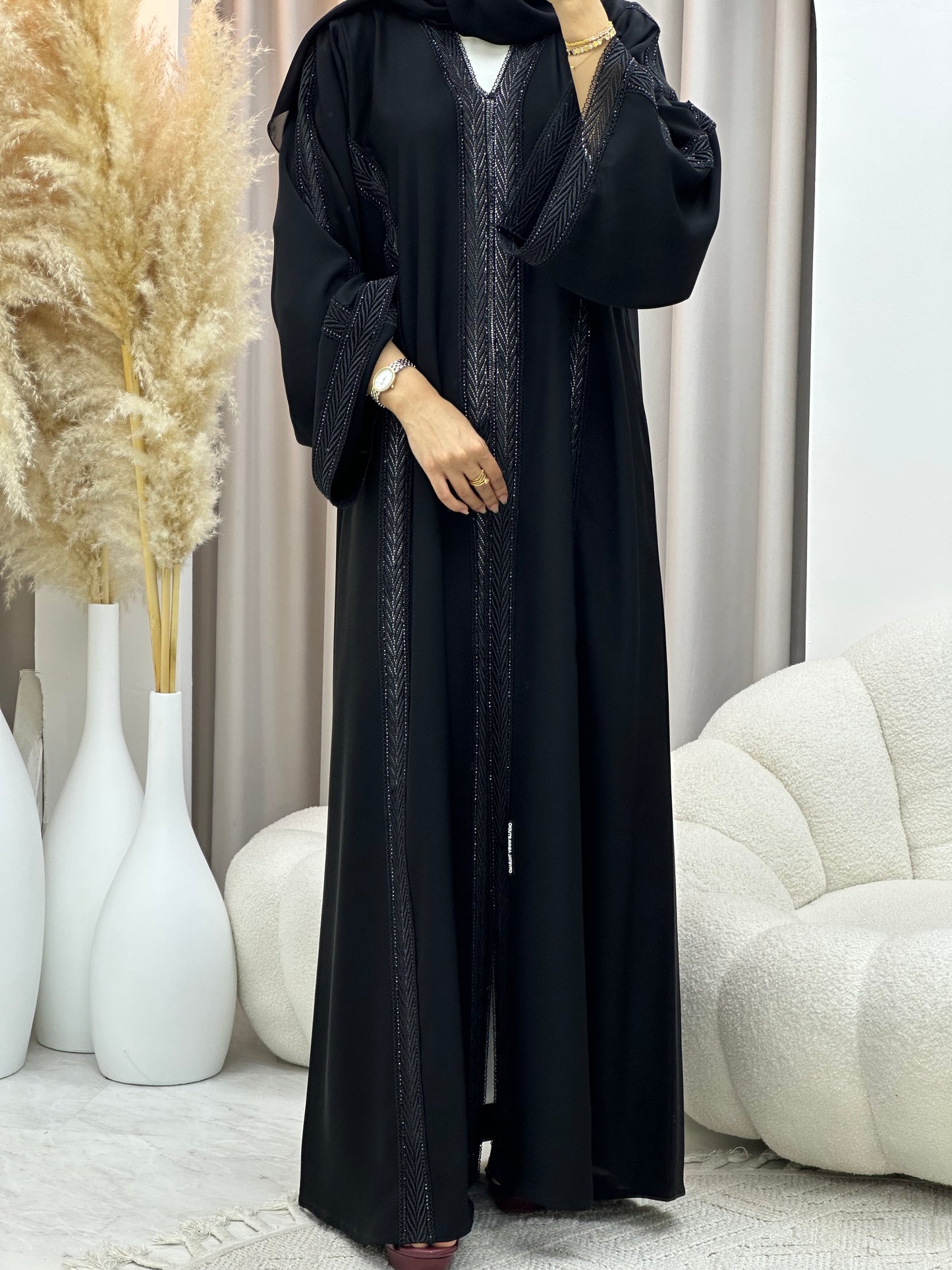 C 0545 Black Classic Lace Abaya