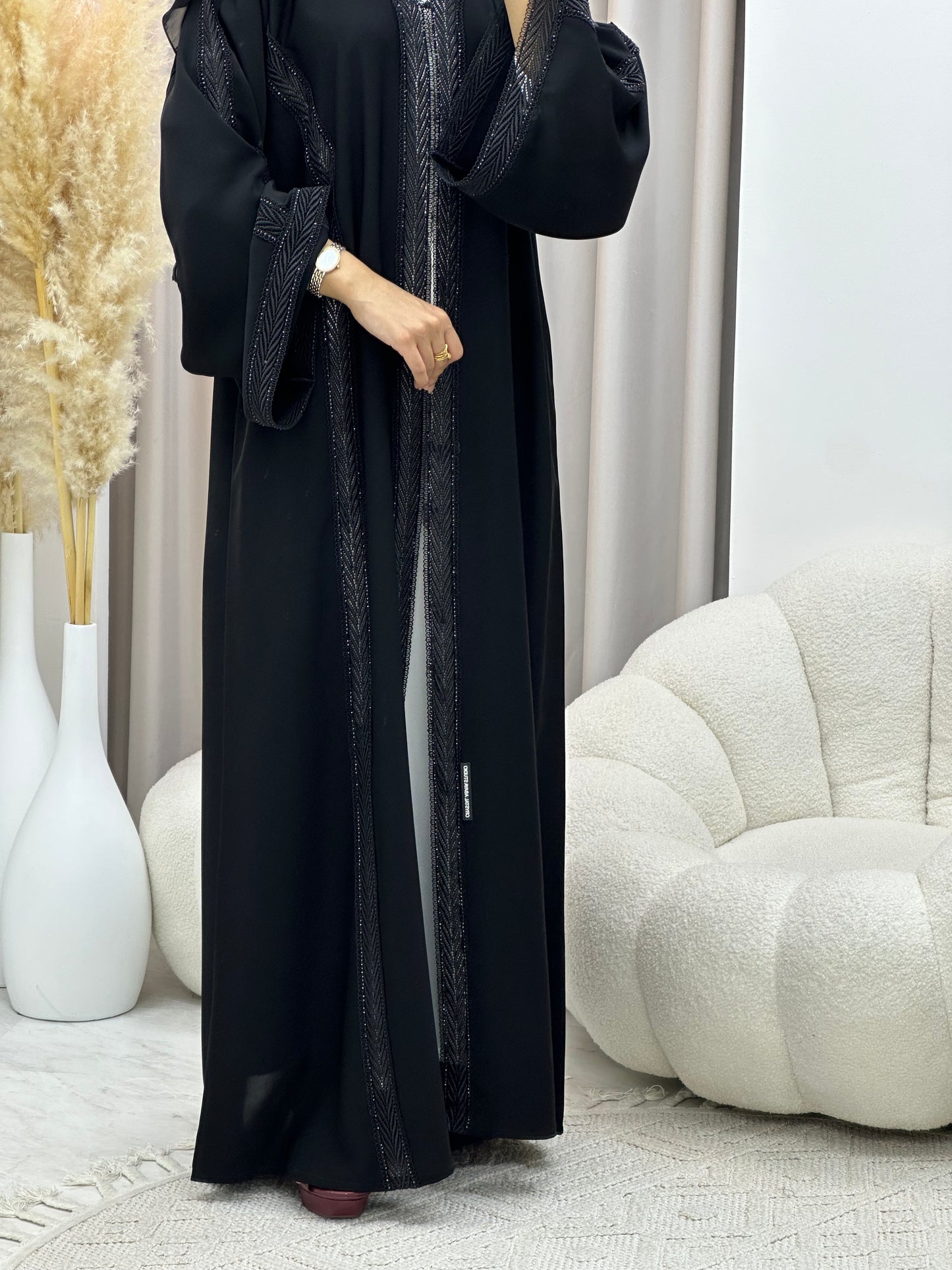 C 0545 Black Classic Lace Abaya