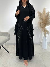 عباية مطبوعة بنقشة زنبق أسود C 1254