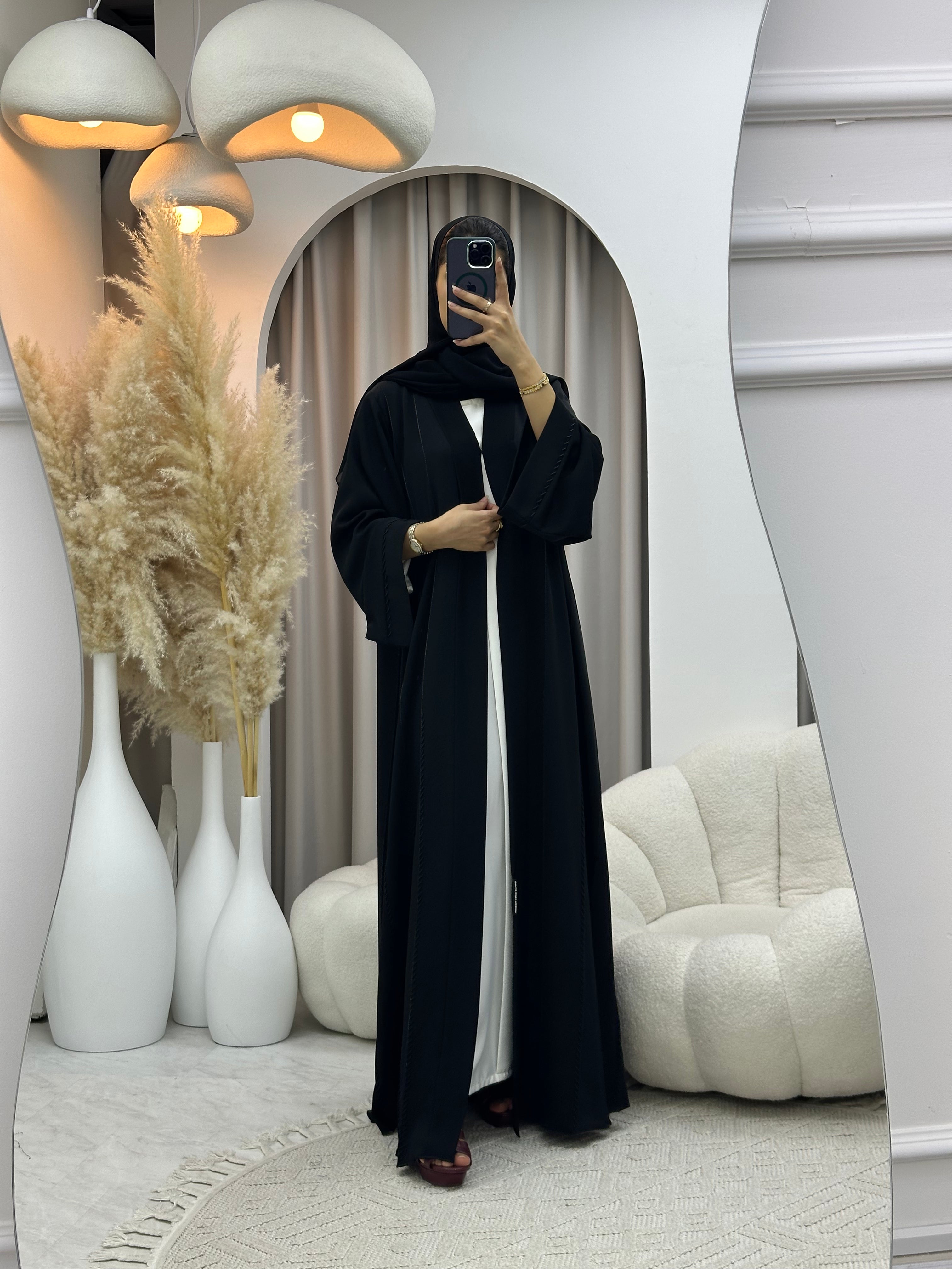 C RTW 0548 Black Classic Lace Abaya