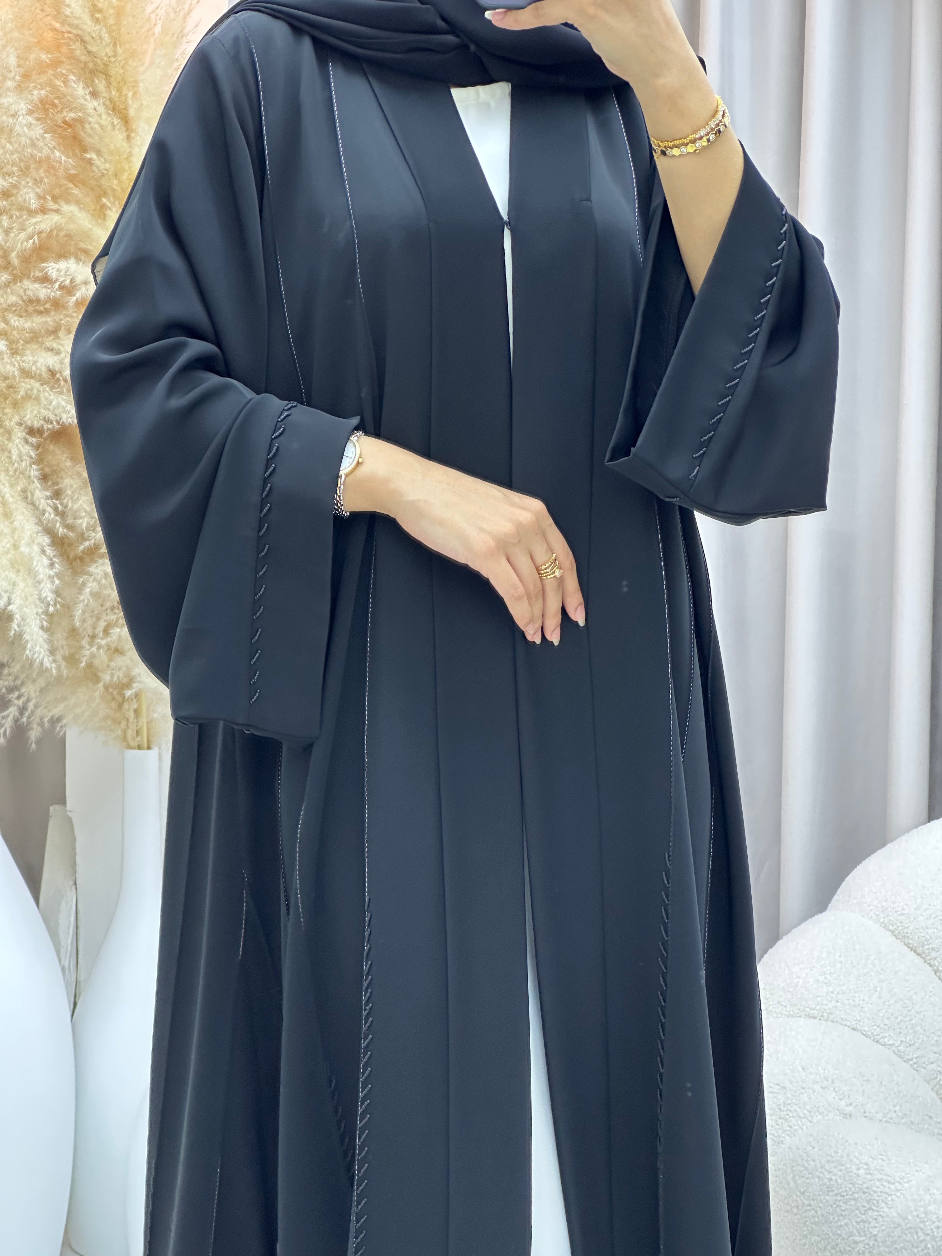C RTW 0548 Black Classic Lace Abaya