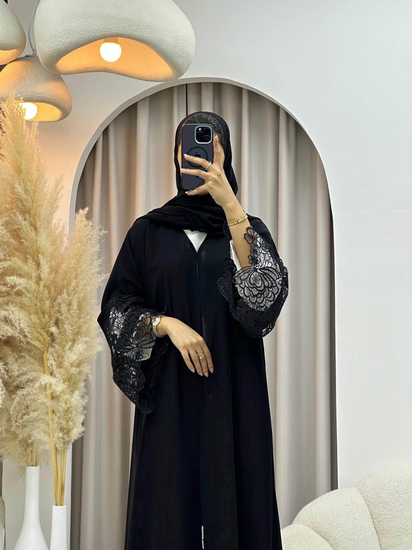 C 0549 Black Classic Lace Abaya