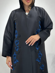 عباية مطبوعة بنقشة زنبق أسود C 1254