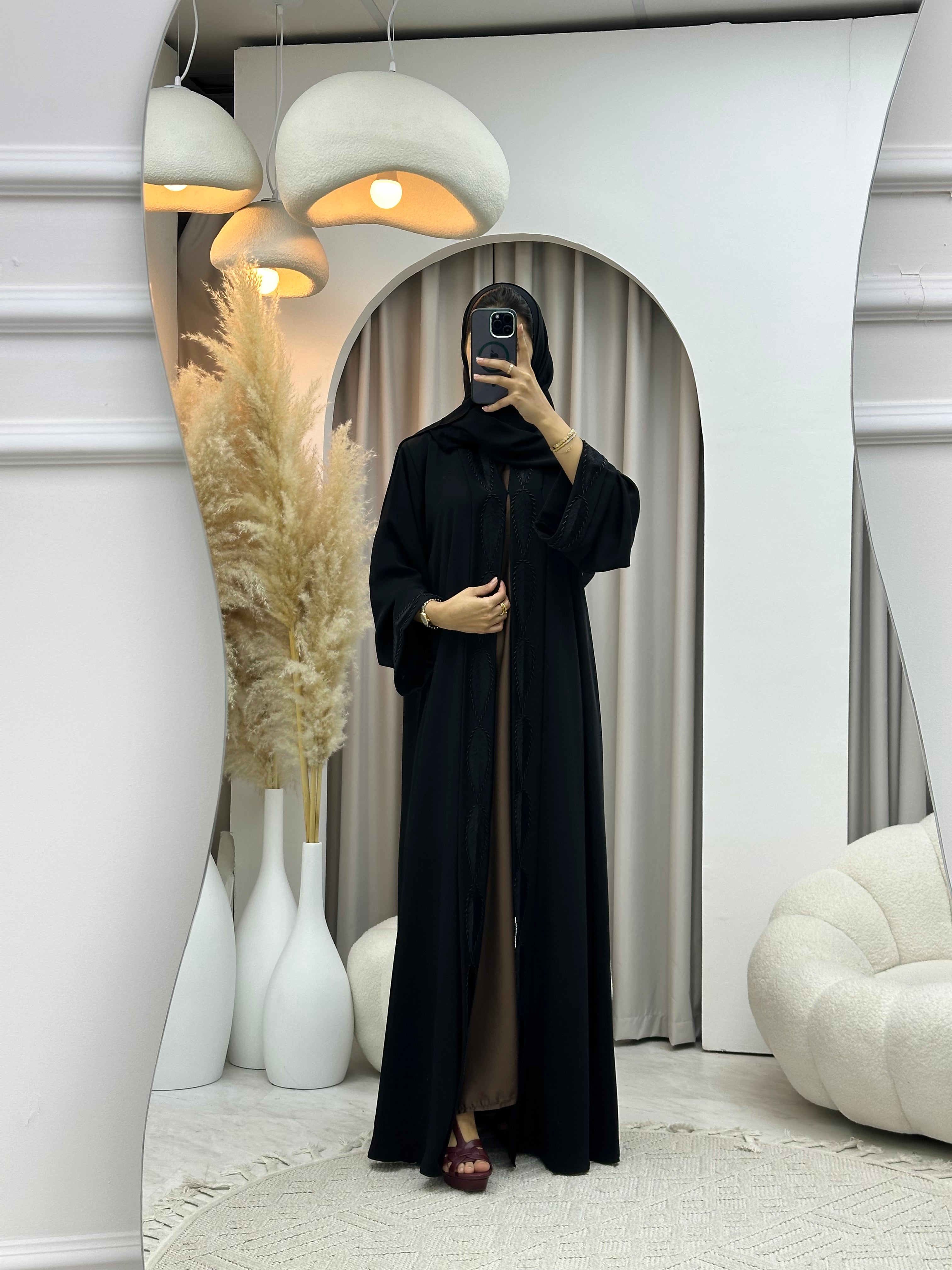 C RTW 0566 Black Work Abaya
