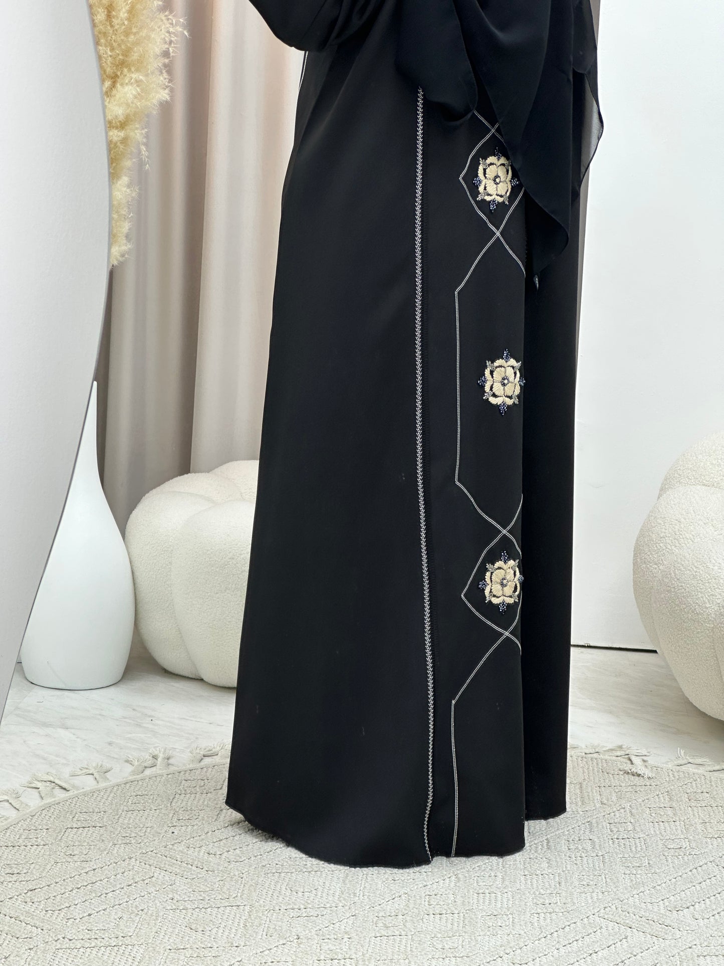 C 0567 Black Work Abaya