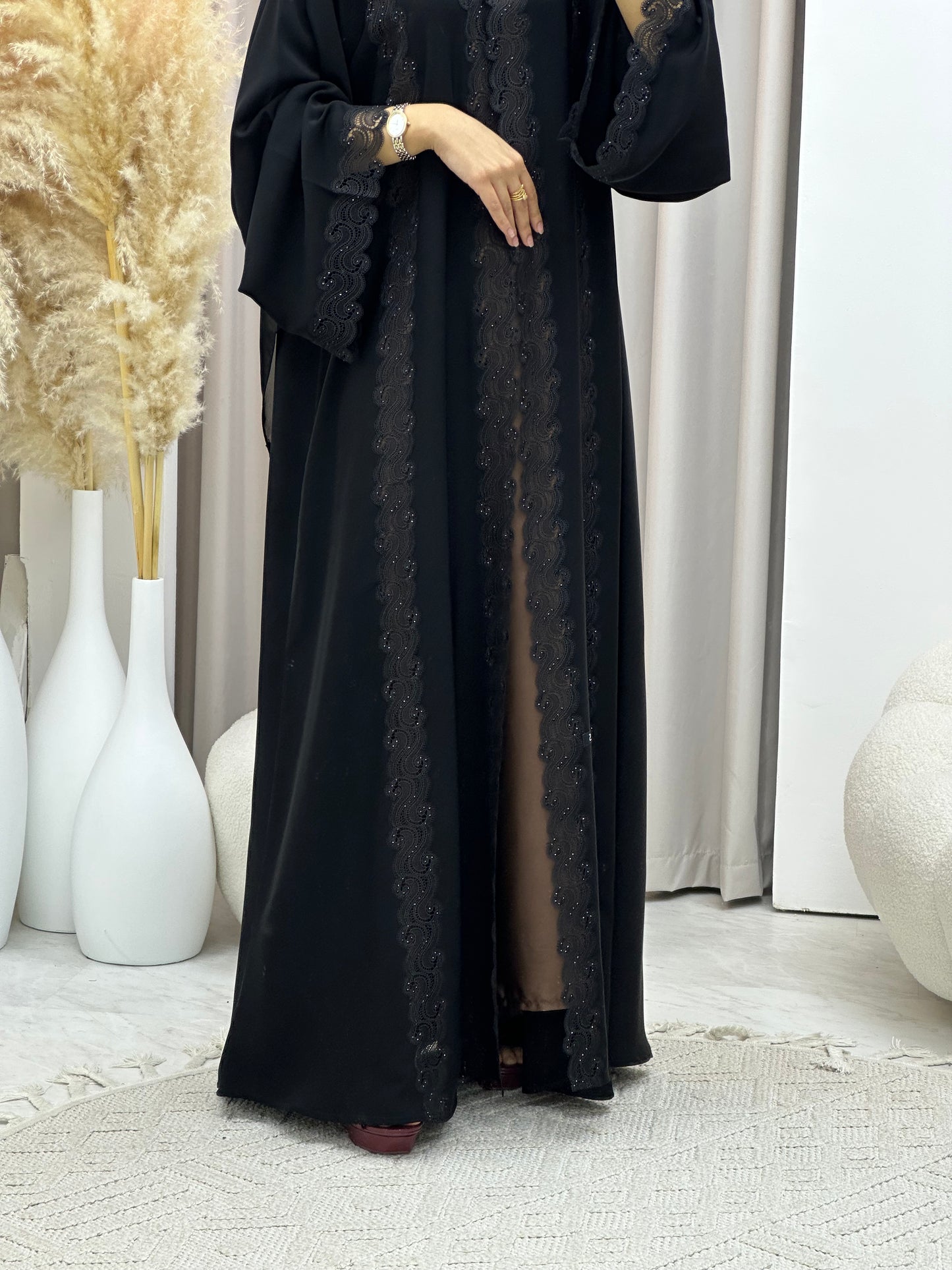 C 0561 Black Classic Lace Abaya