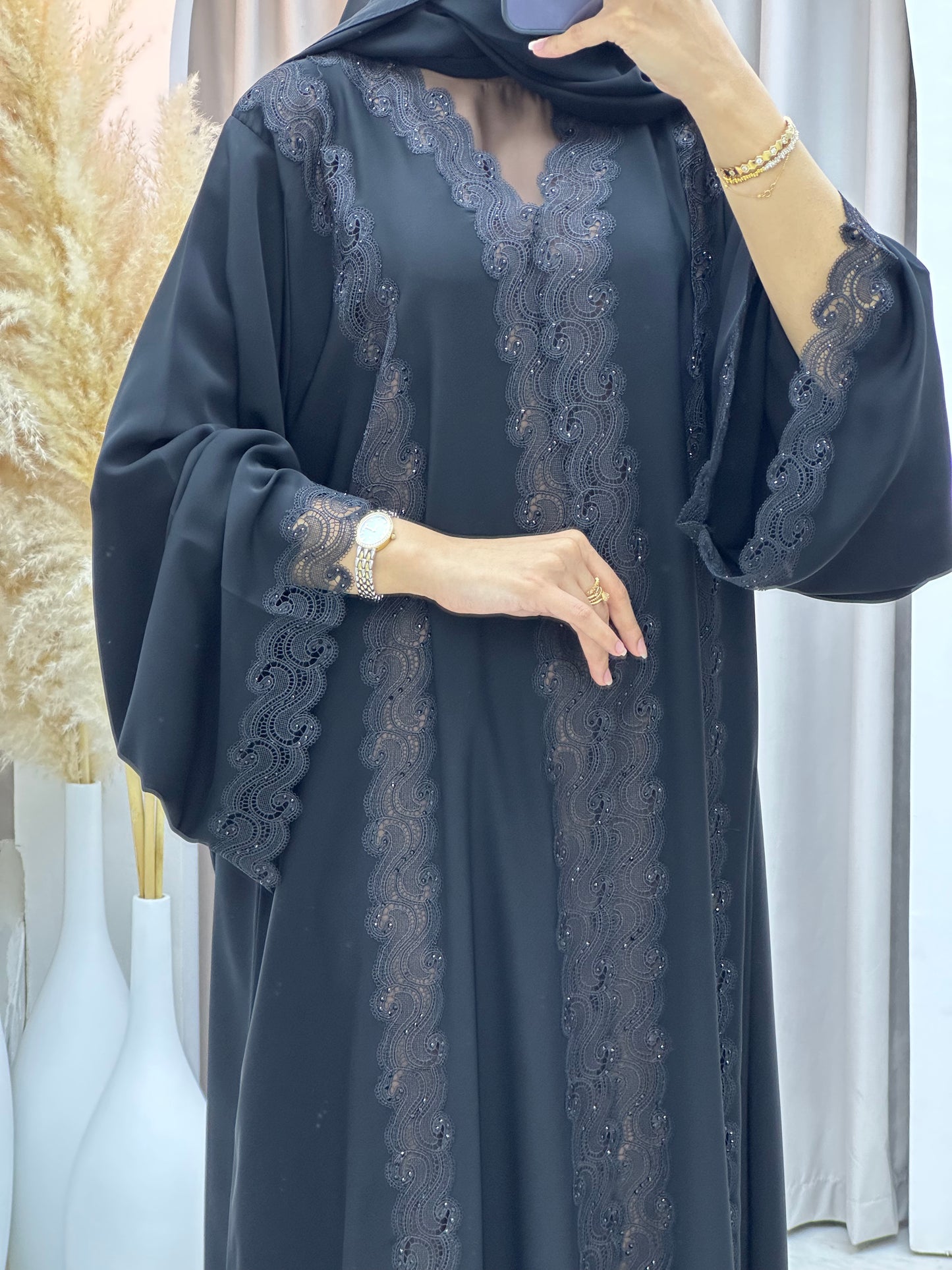 C 0561 Black Classic Lace Abaya