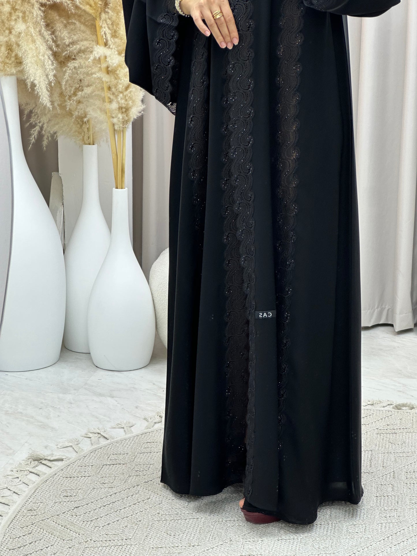 C 0561 Black Classic Lace Abaya