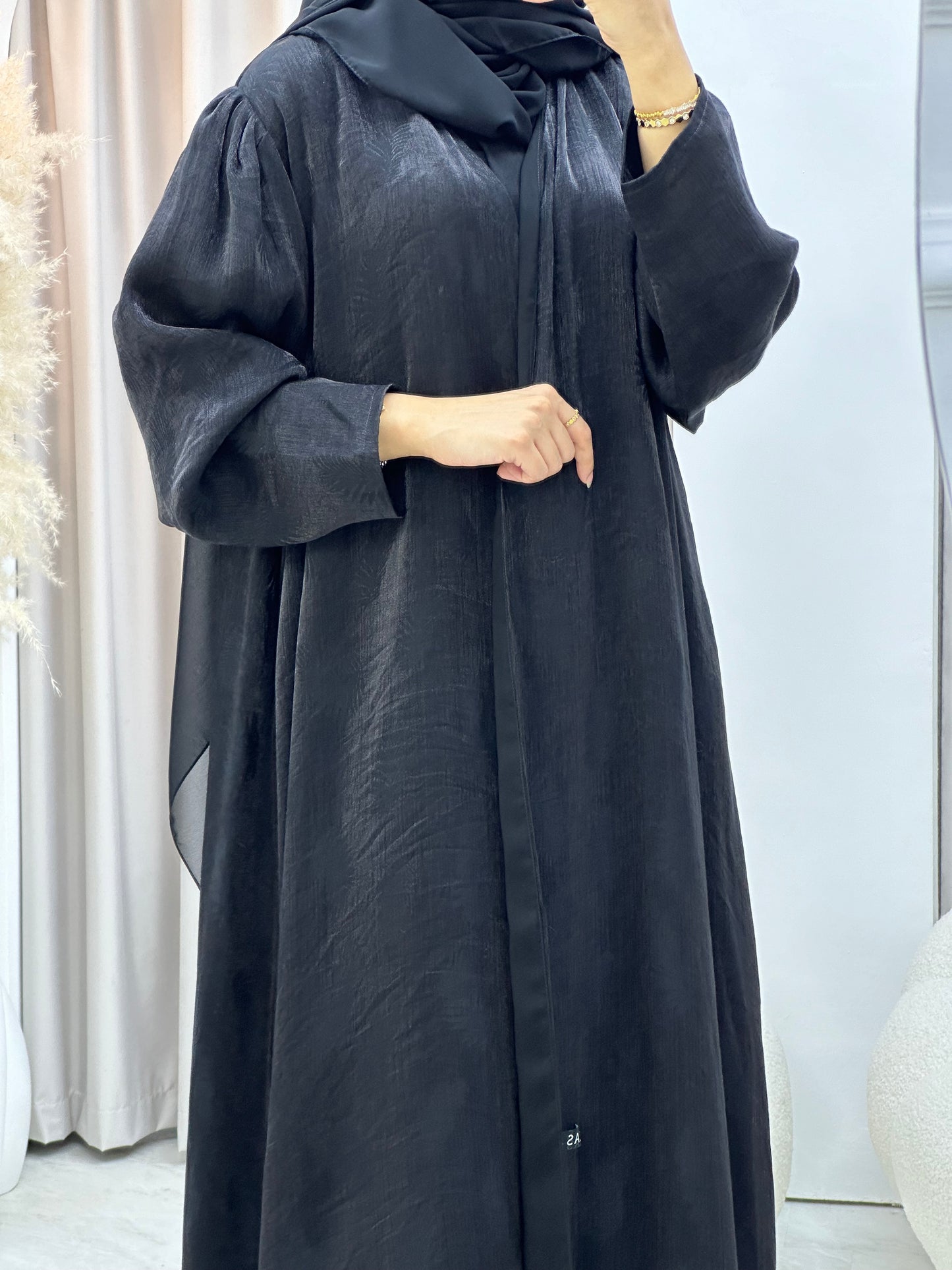 C 0307-01 Black Leaf Printed Abaya