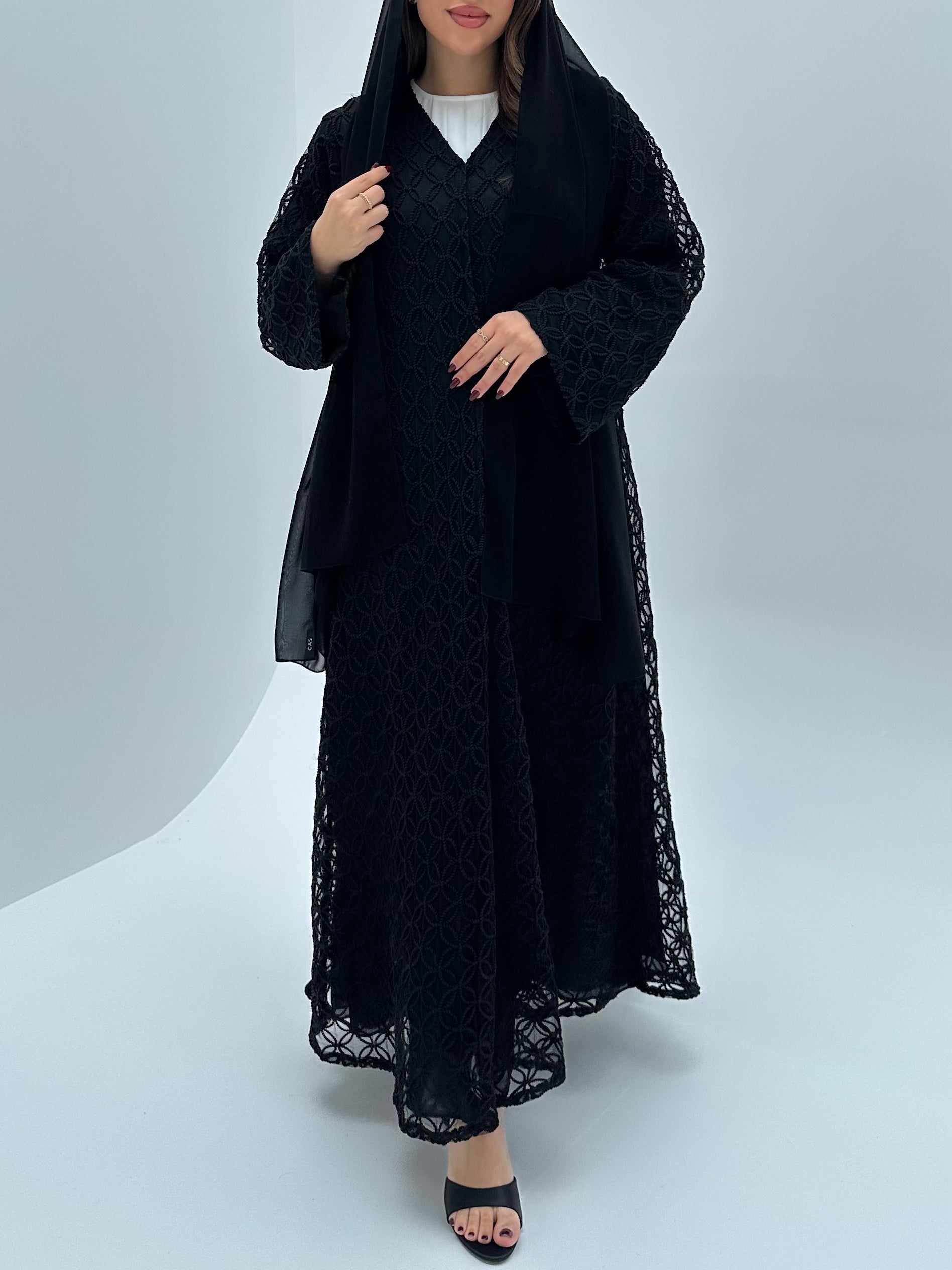 C 1725 Black Dantel abaya