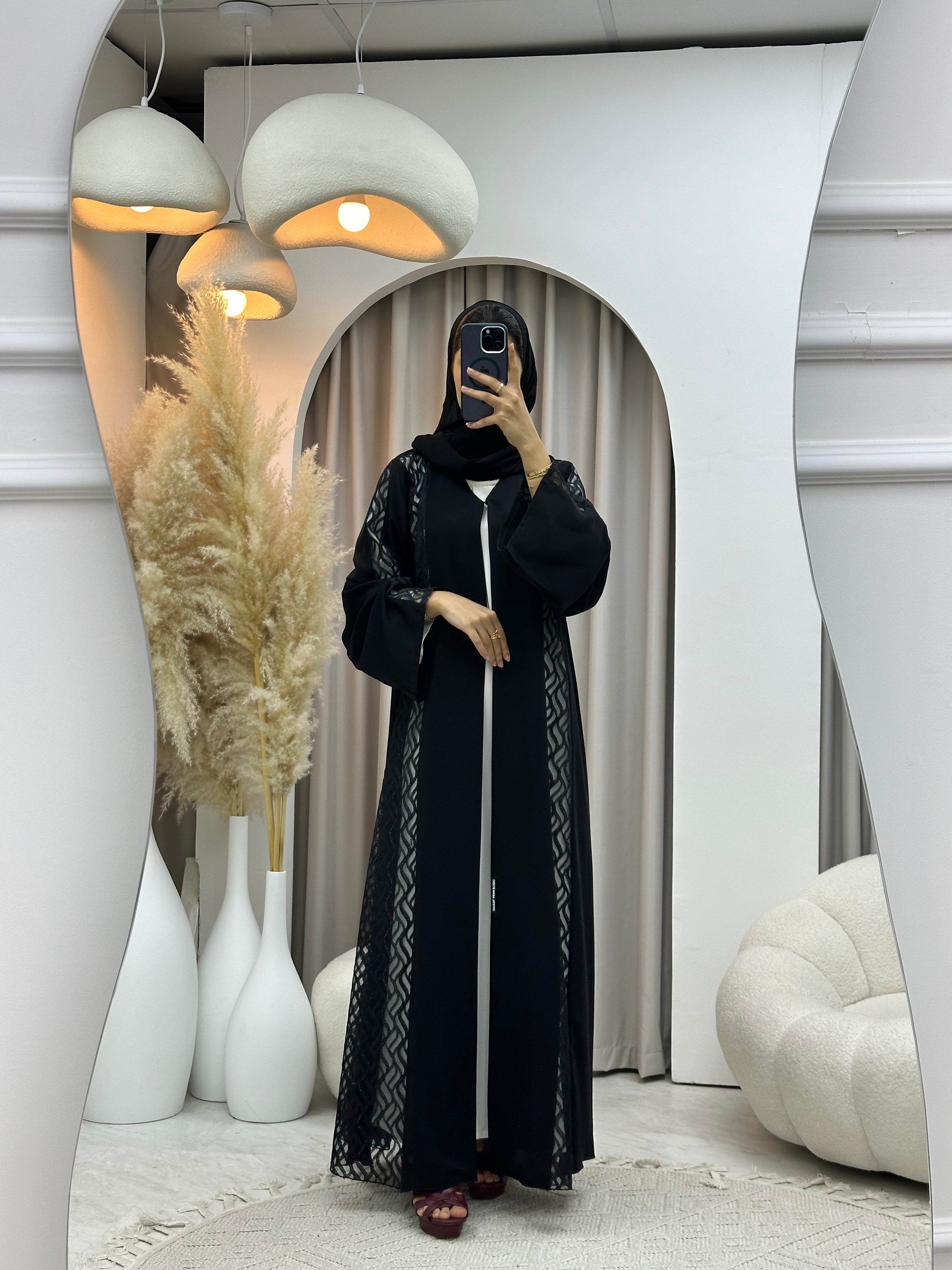 C RTW 0560 Black Classic Lace Abaya