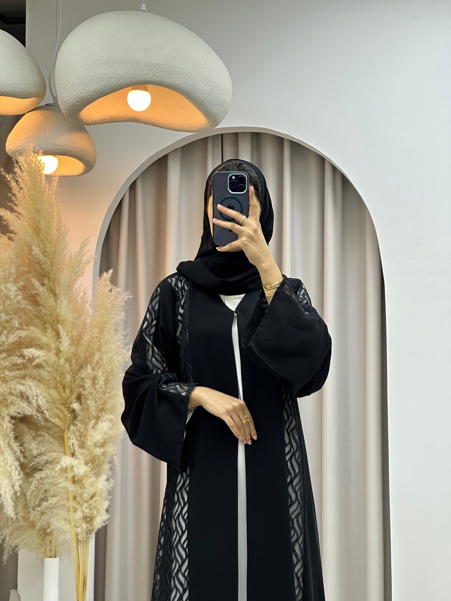 C 0560 Black Classic Lace Abaya