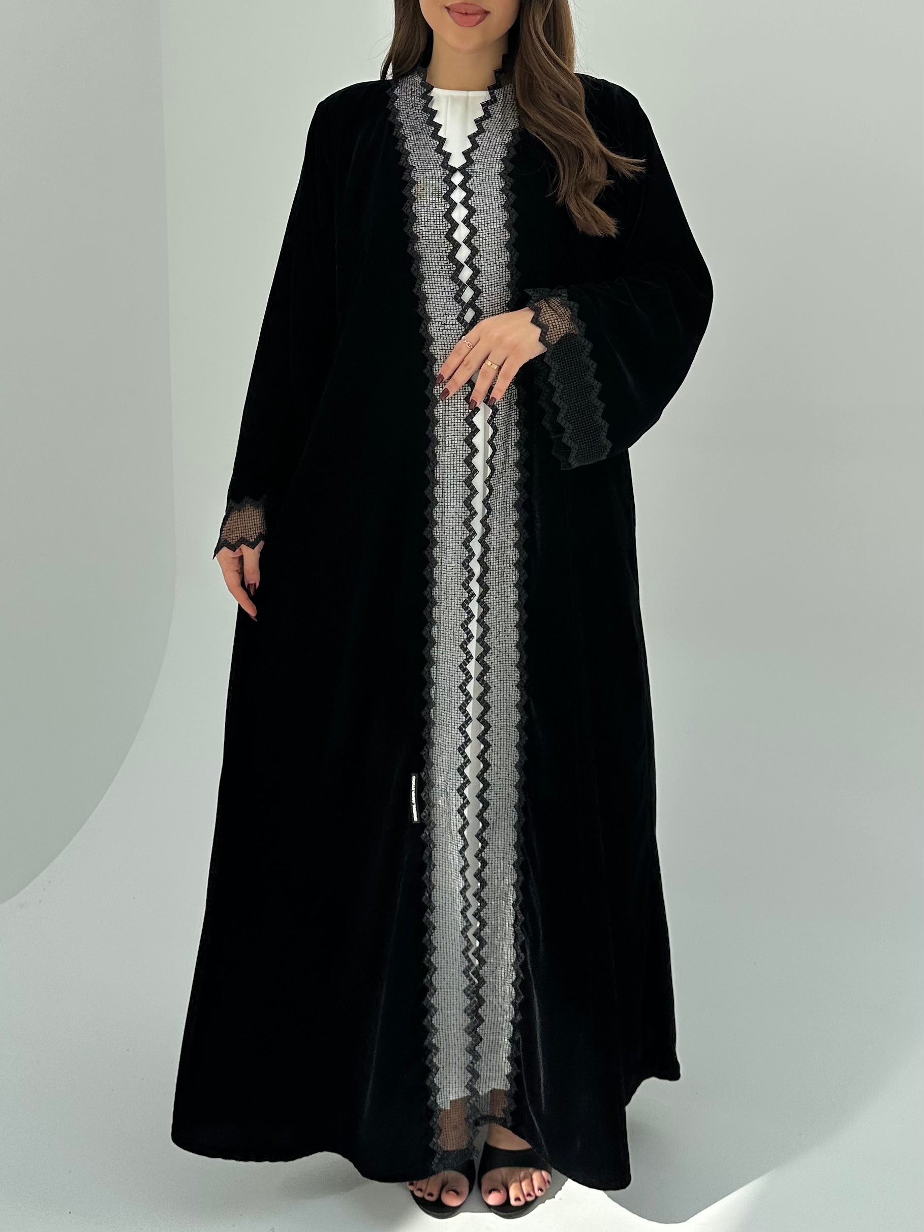 C 1741 Black Lace Abaya