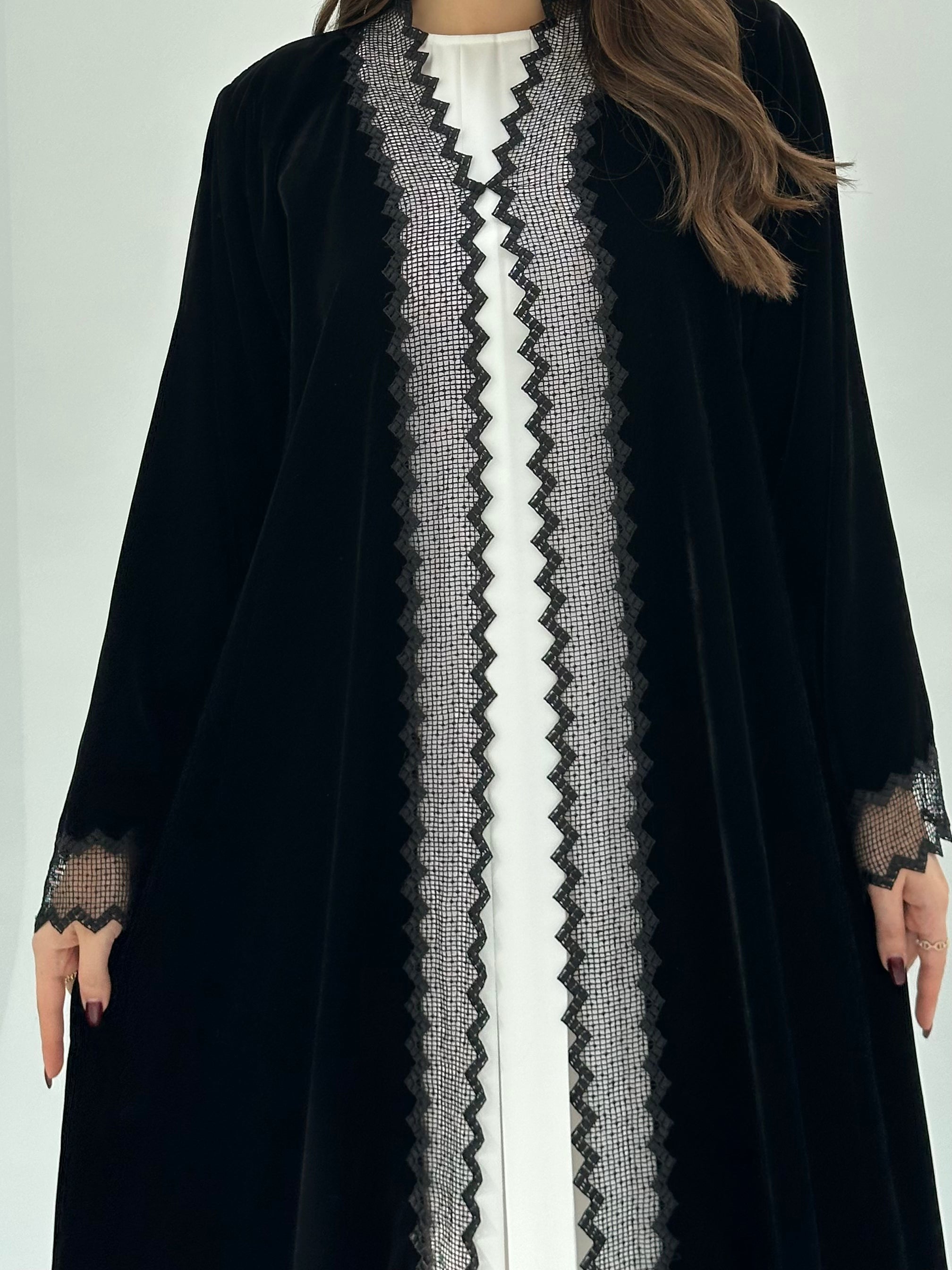 C 1741 Black Lace Abaya