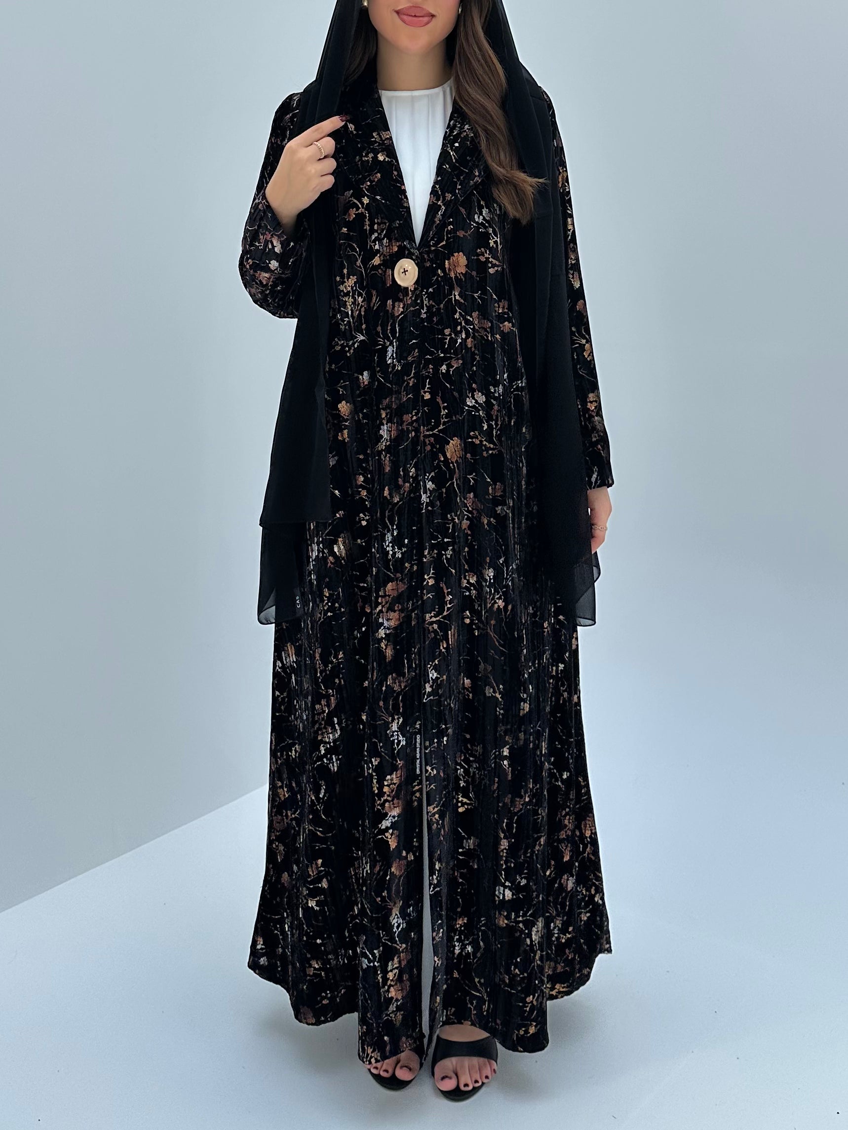 C 1743 Black Printed Velvet Abaya