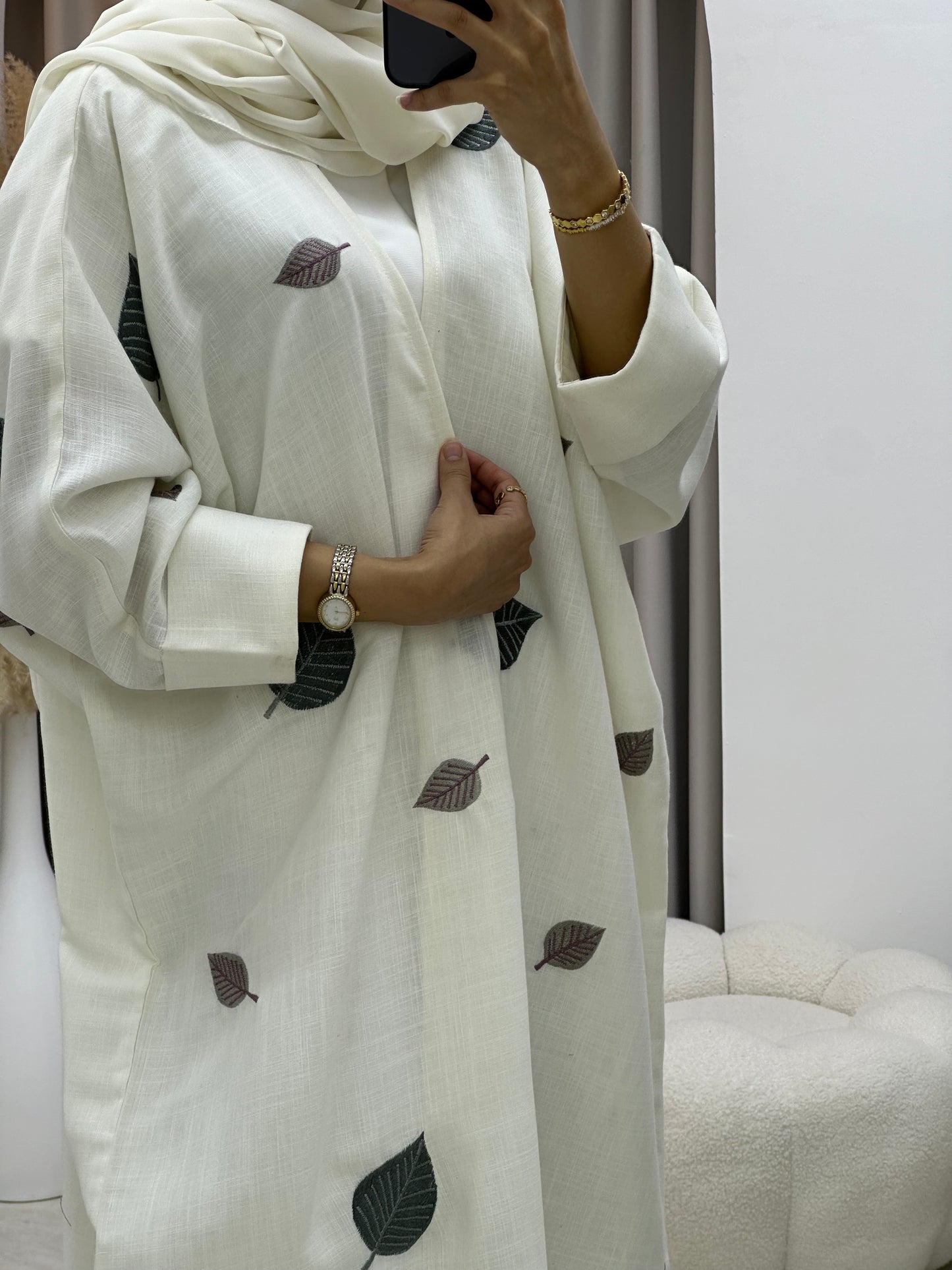 C 0139 White Leaf Embroidery Abaya