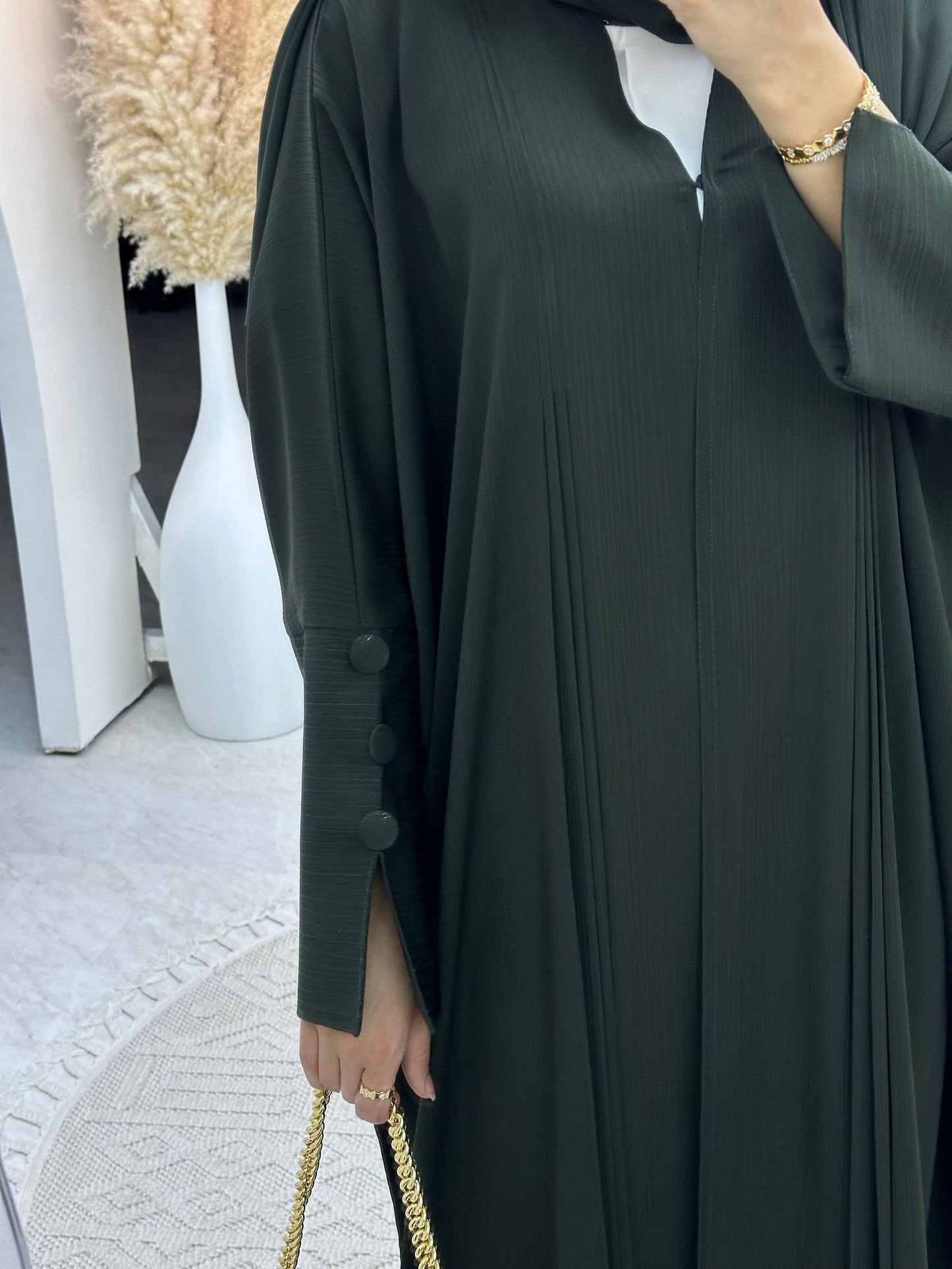 C 0138 Olive Pleats Bisht Abaya