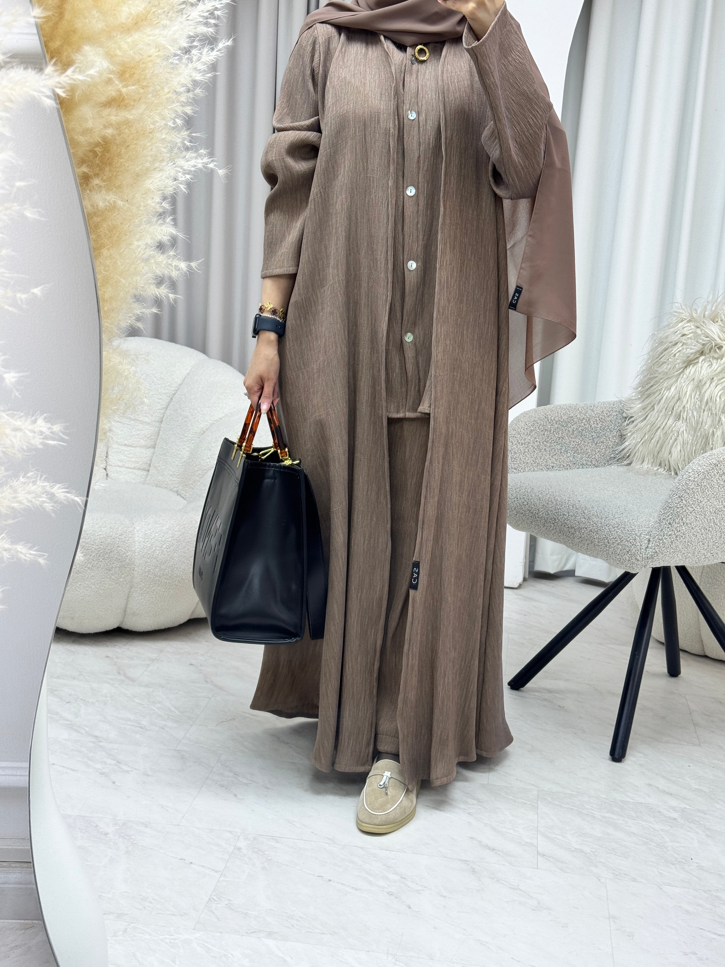 عباية سفر باللون البني الفاتح C 1285-02
