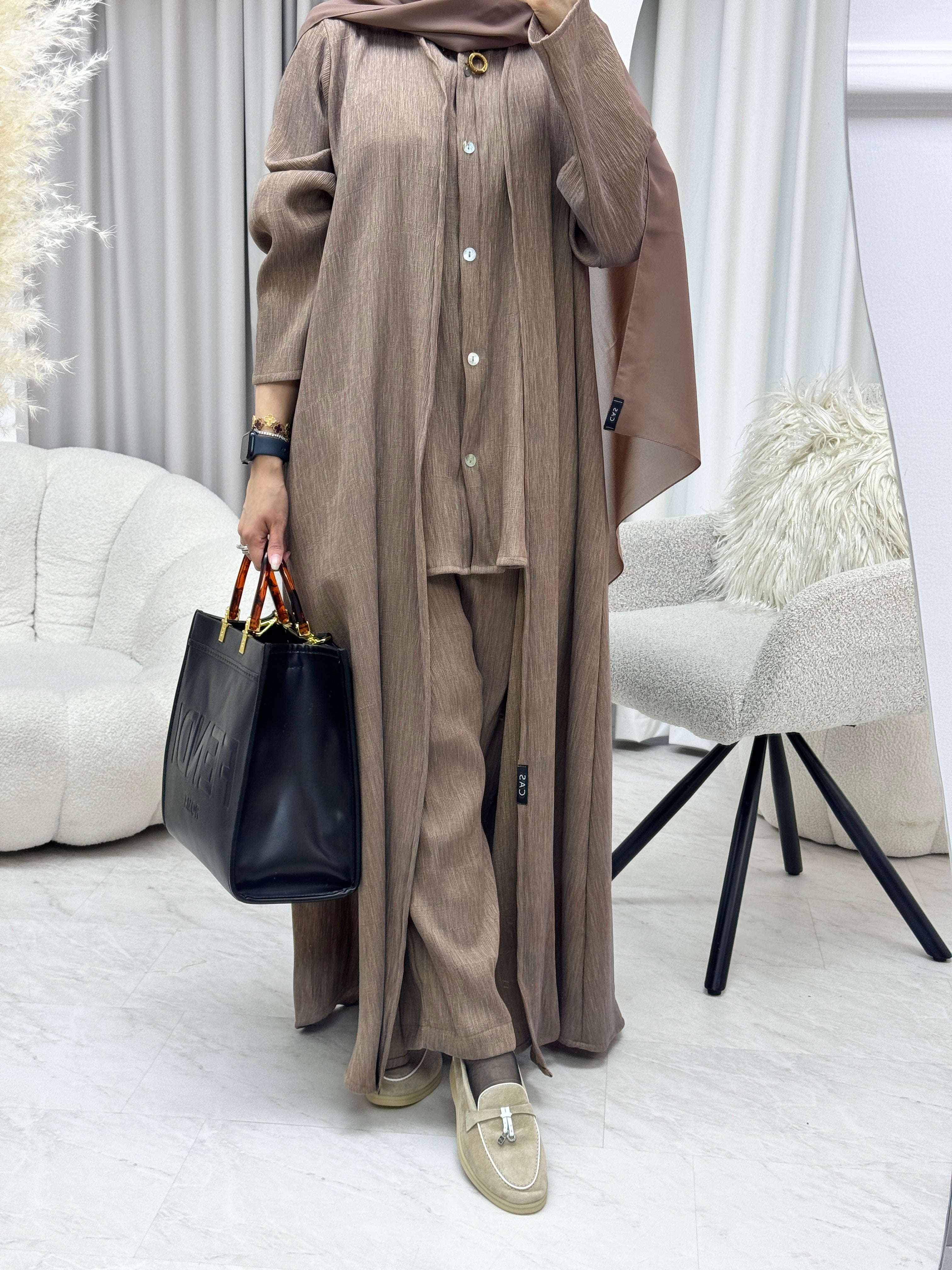 عباية سفر باللون البني الفاتح C 1285-02