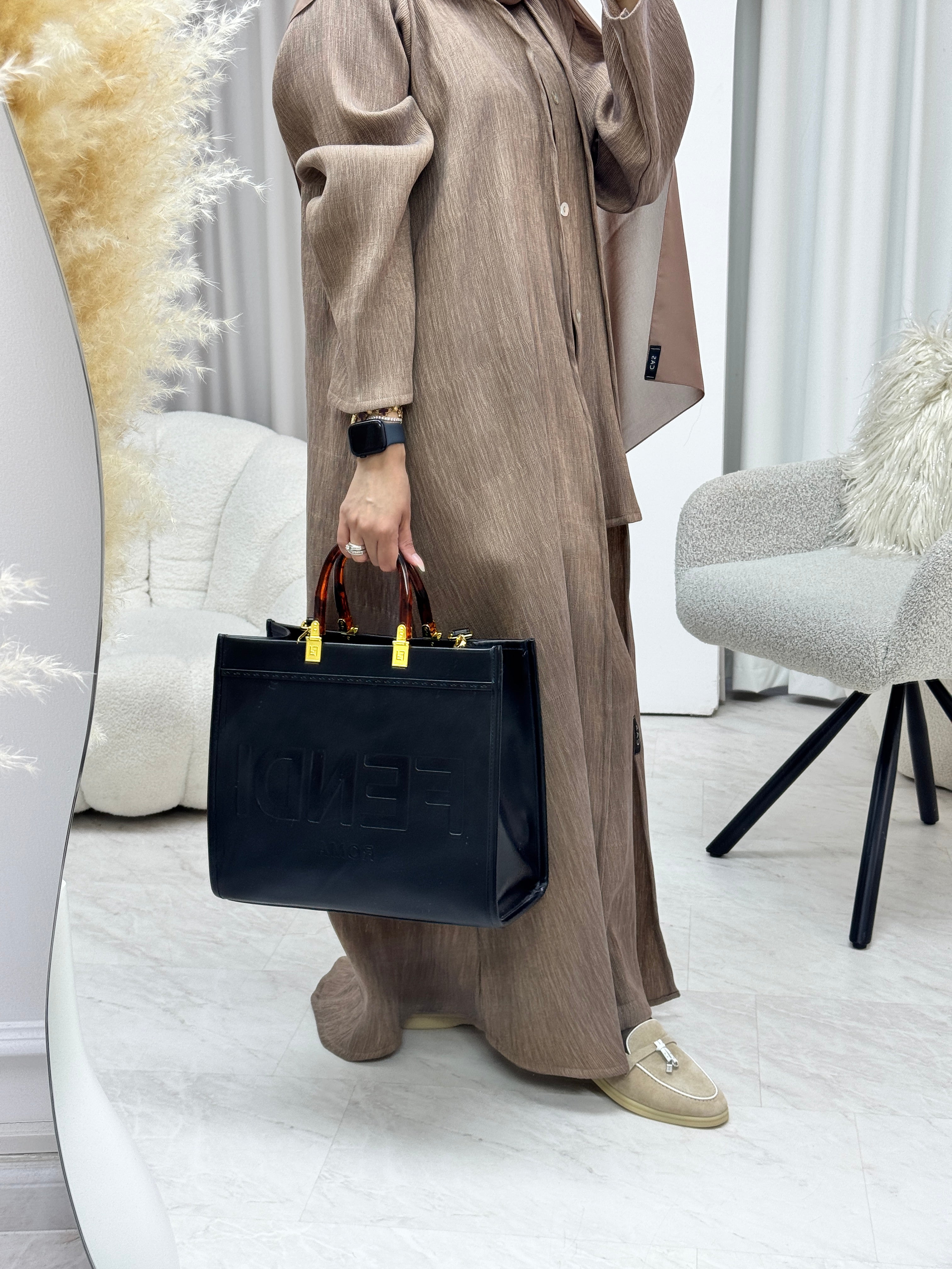 عباية سفر باللون البني الفاتح C 1285-02