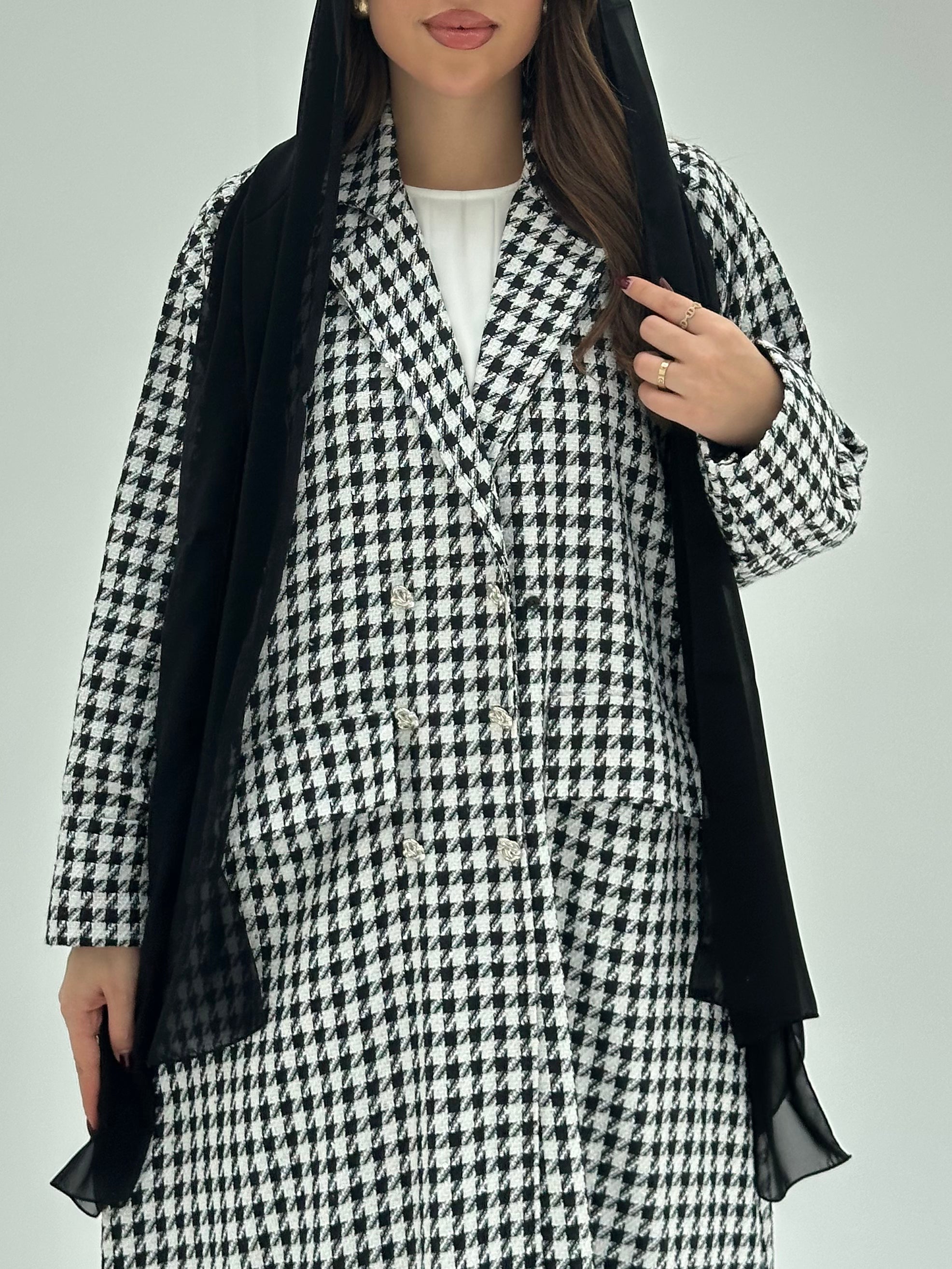 C 1751 Black White Tweed Abaya