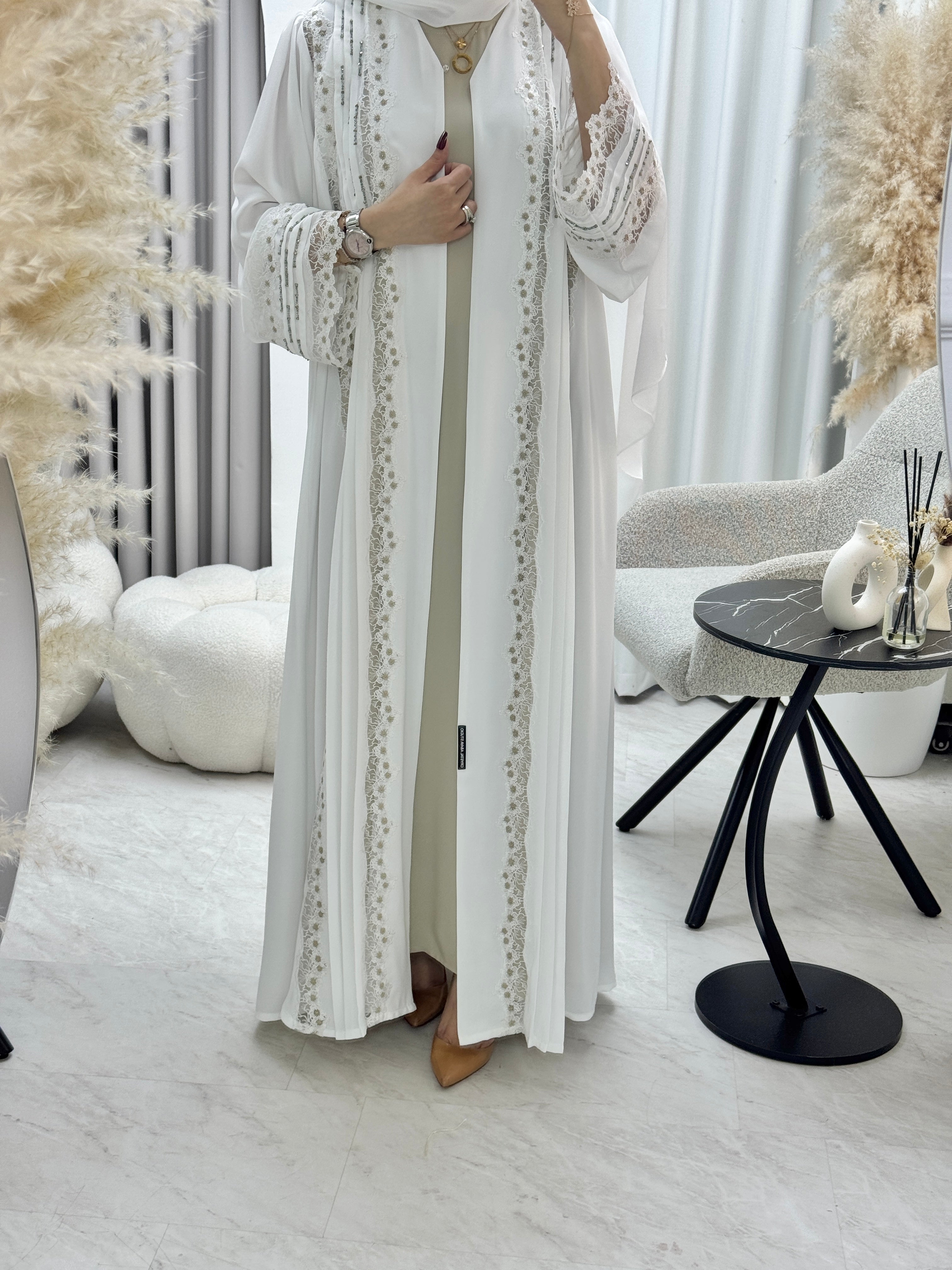 C 1288 Pearl Botanic Abaya