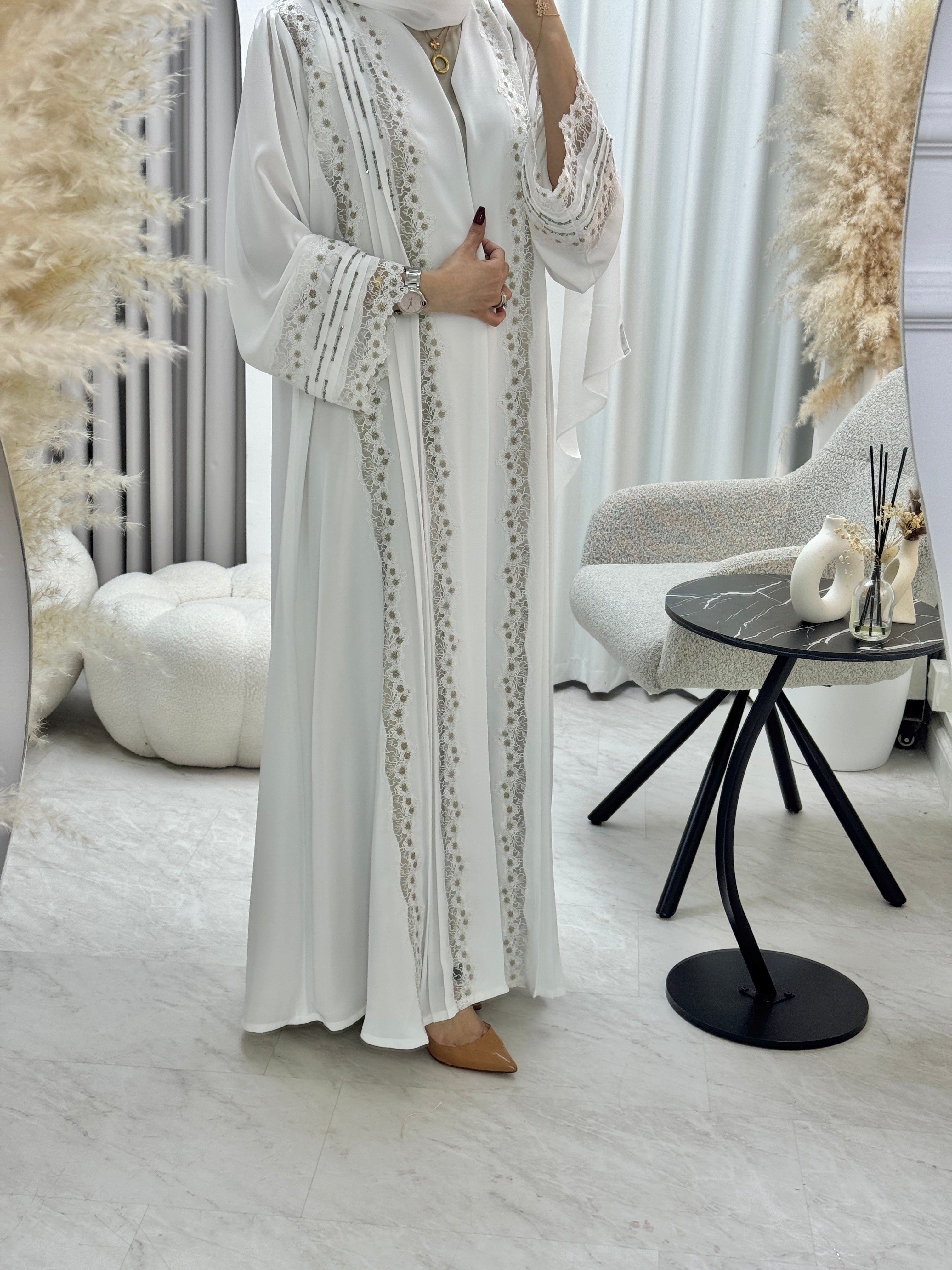 C 1288 Pearl Botanic Abaya