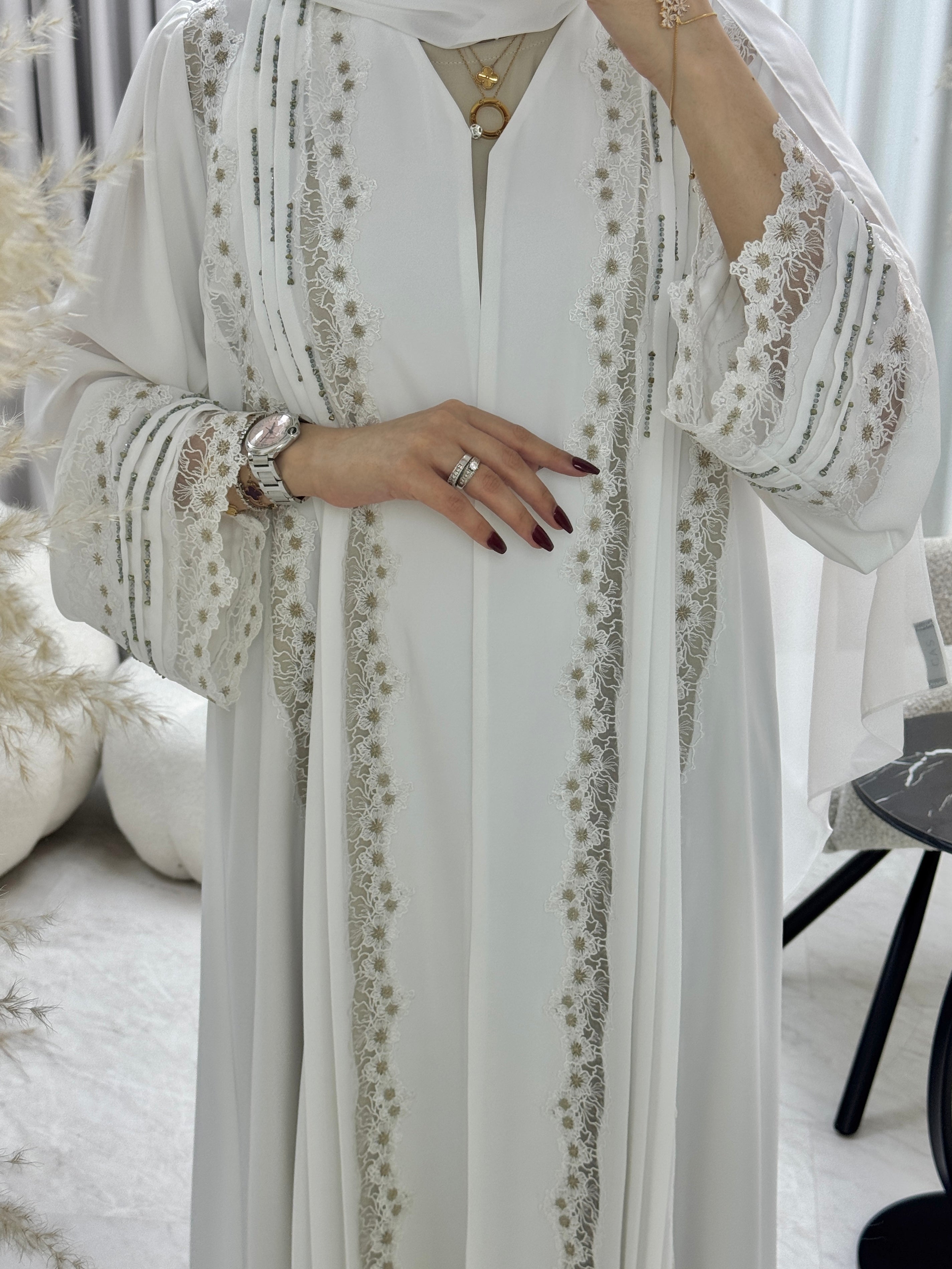 C 1288 Pearl Botanic Abaya