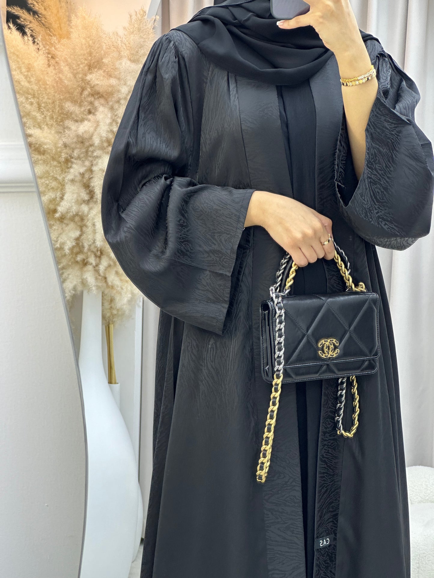 C 0325-01 Black Moire Printed Abaya