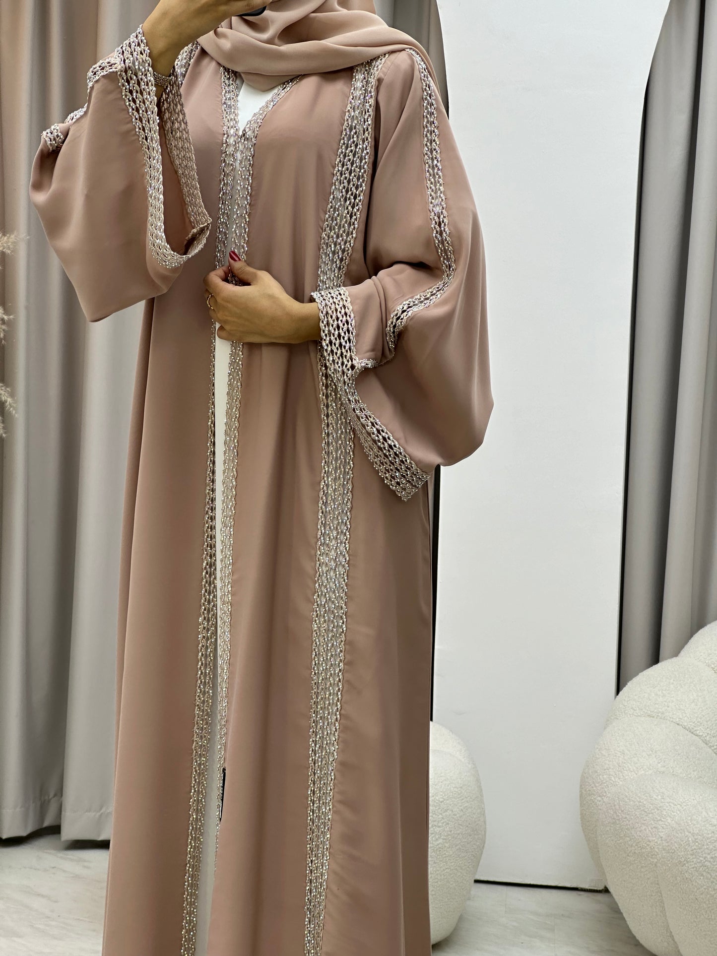 C 0328-01 Beige Lace Abaya