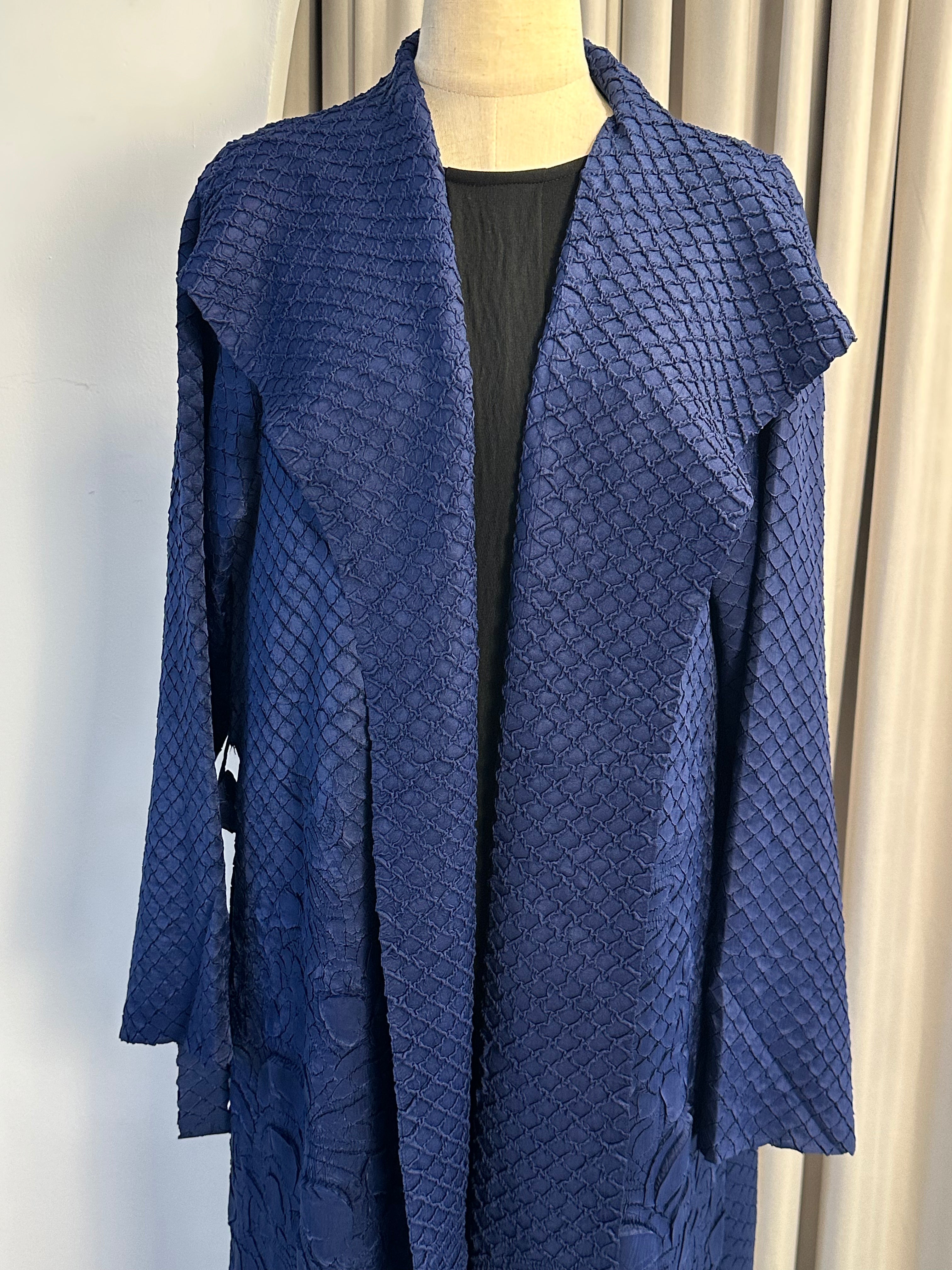 C 1719 Navy Blue Snakeskin Abaya