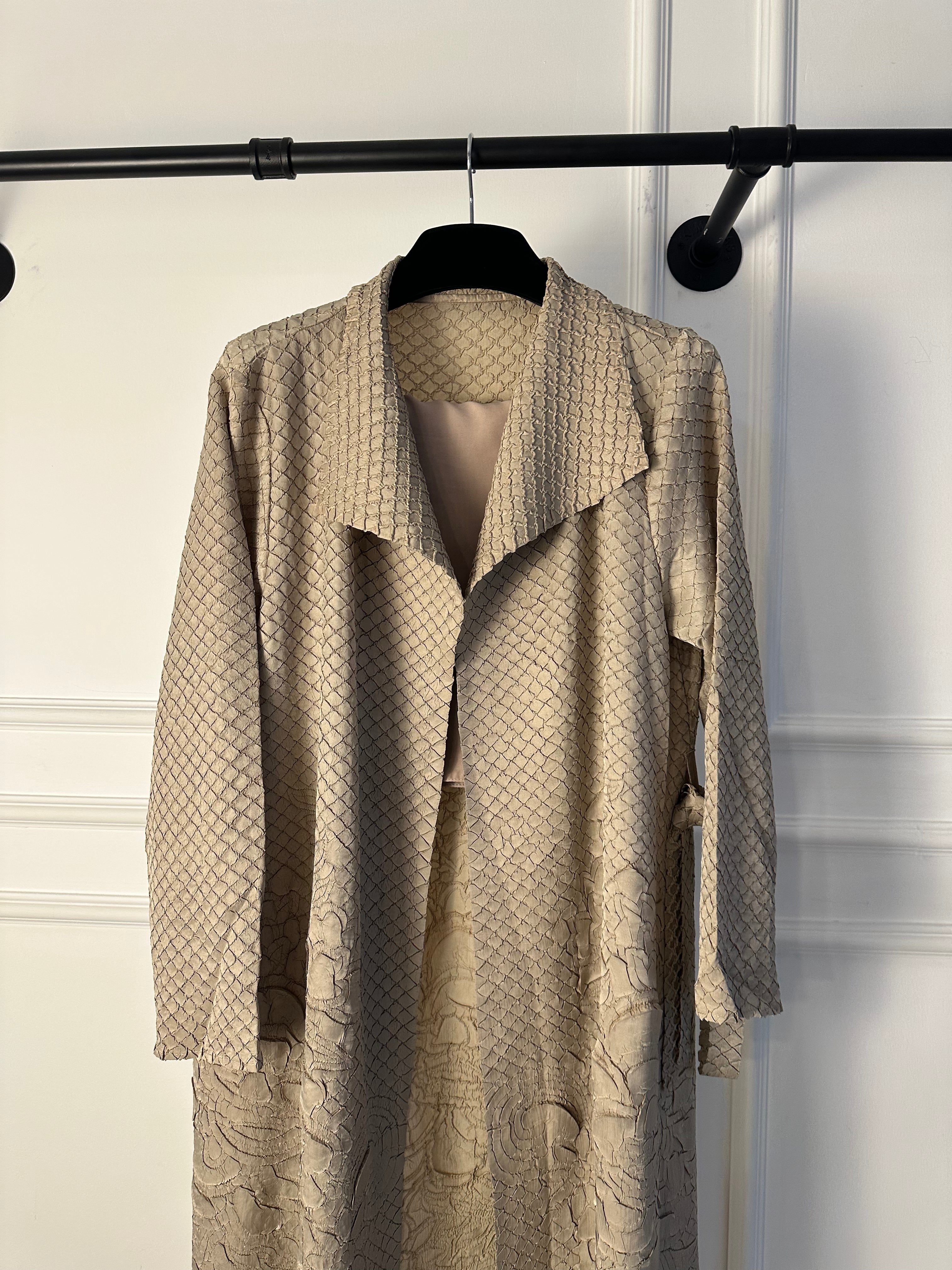 C 1718 Beige Snakeskin Abaya