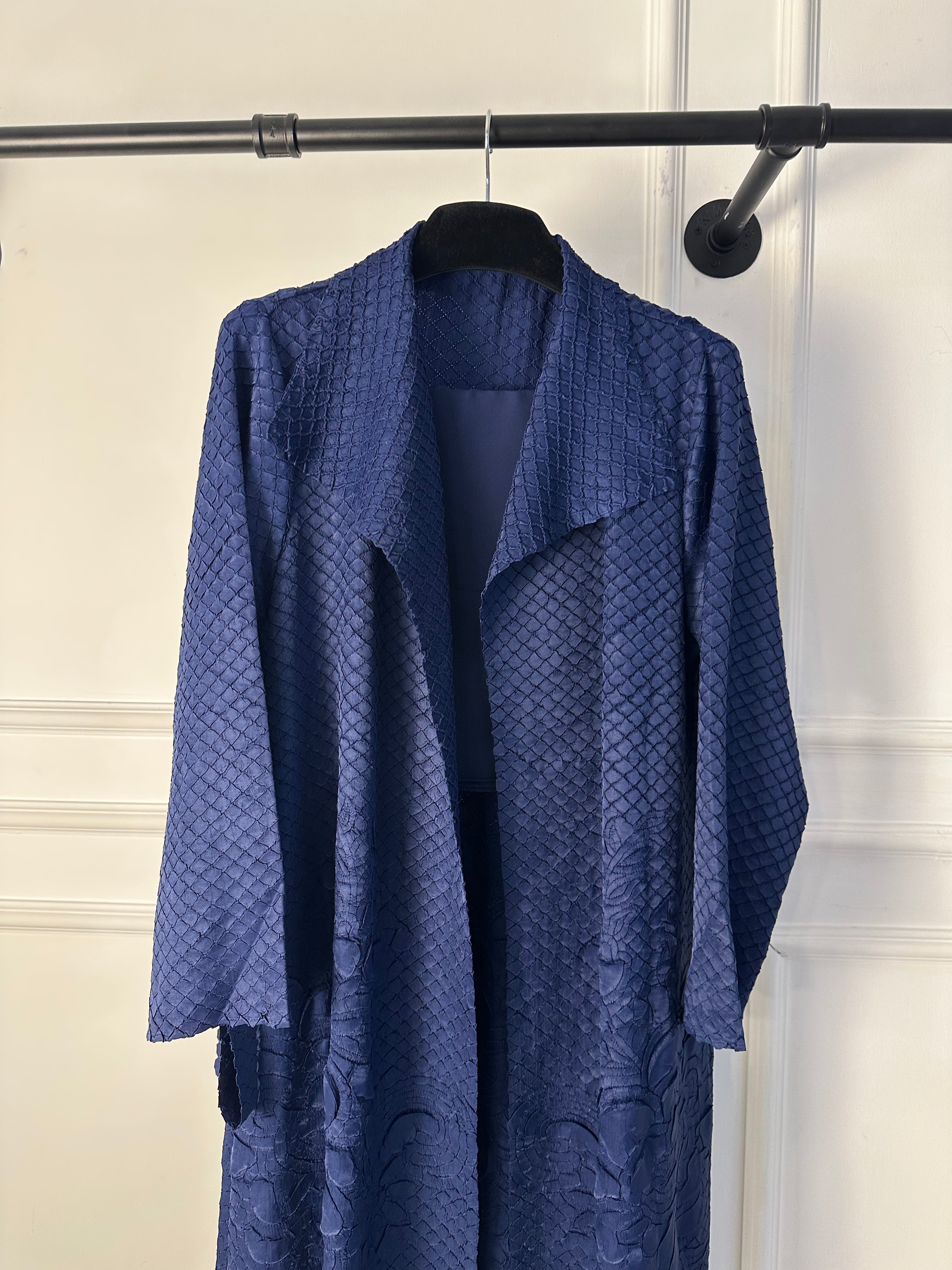 C 1719 Navy Blue Snakeskin Abaya