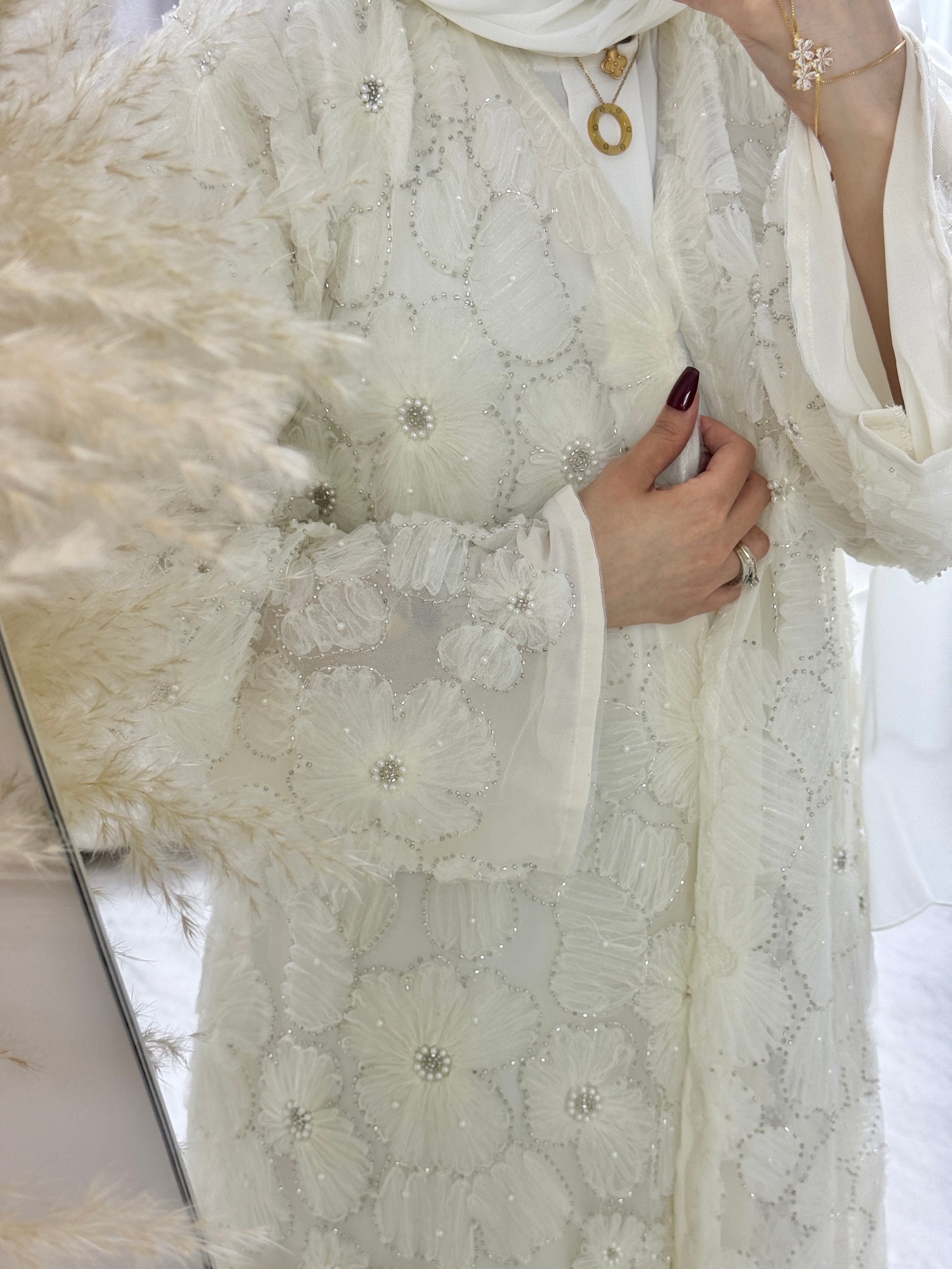 C 1289-04 Warm White Beaded Dantel Abaya